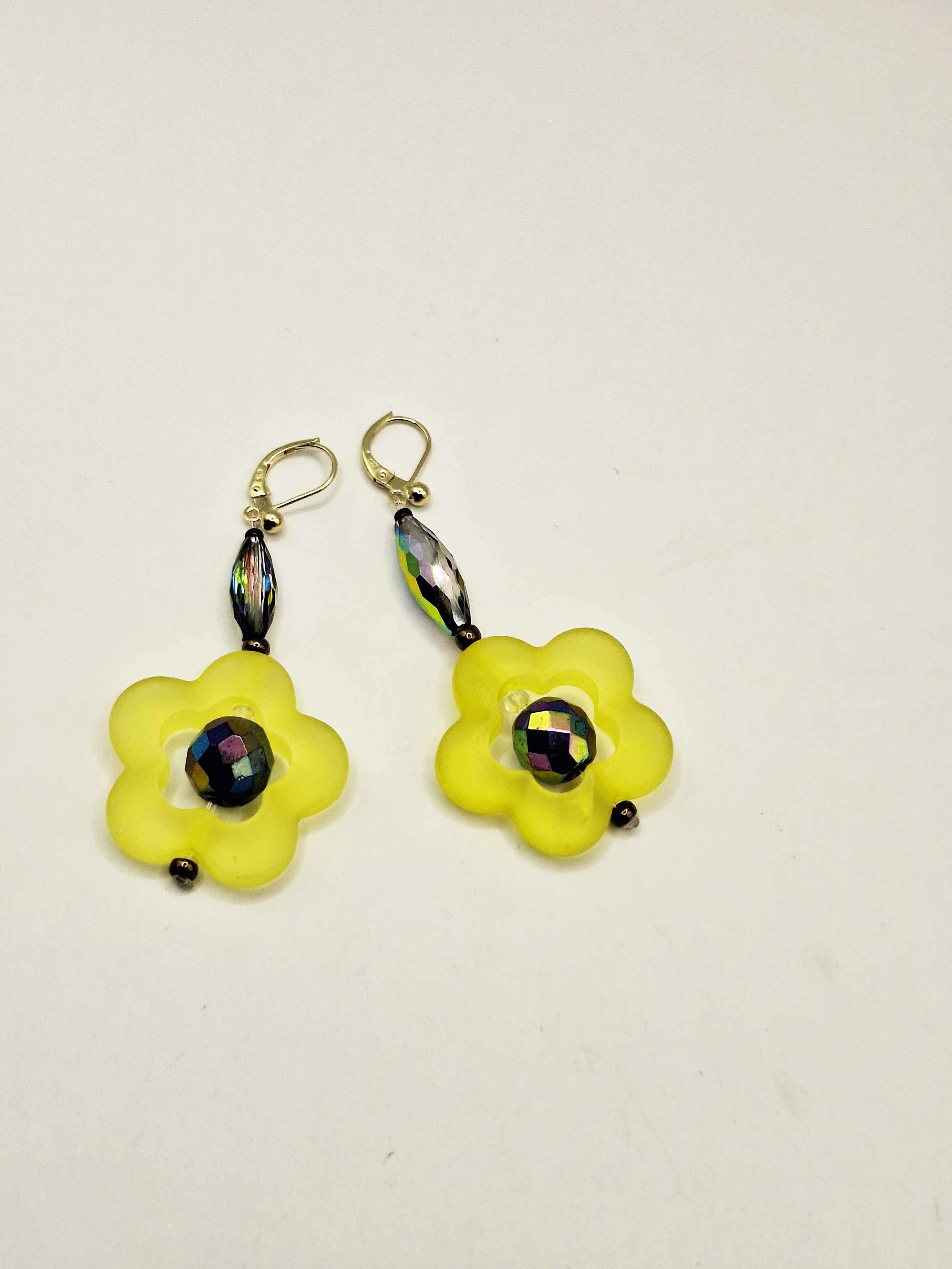 Susanne_Eisenmann_Schmuckdesign_Ohrringe_Blumen.jpg