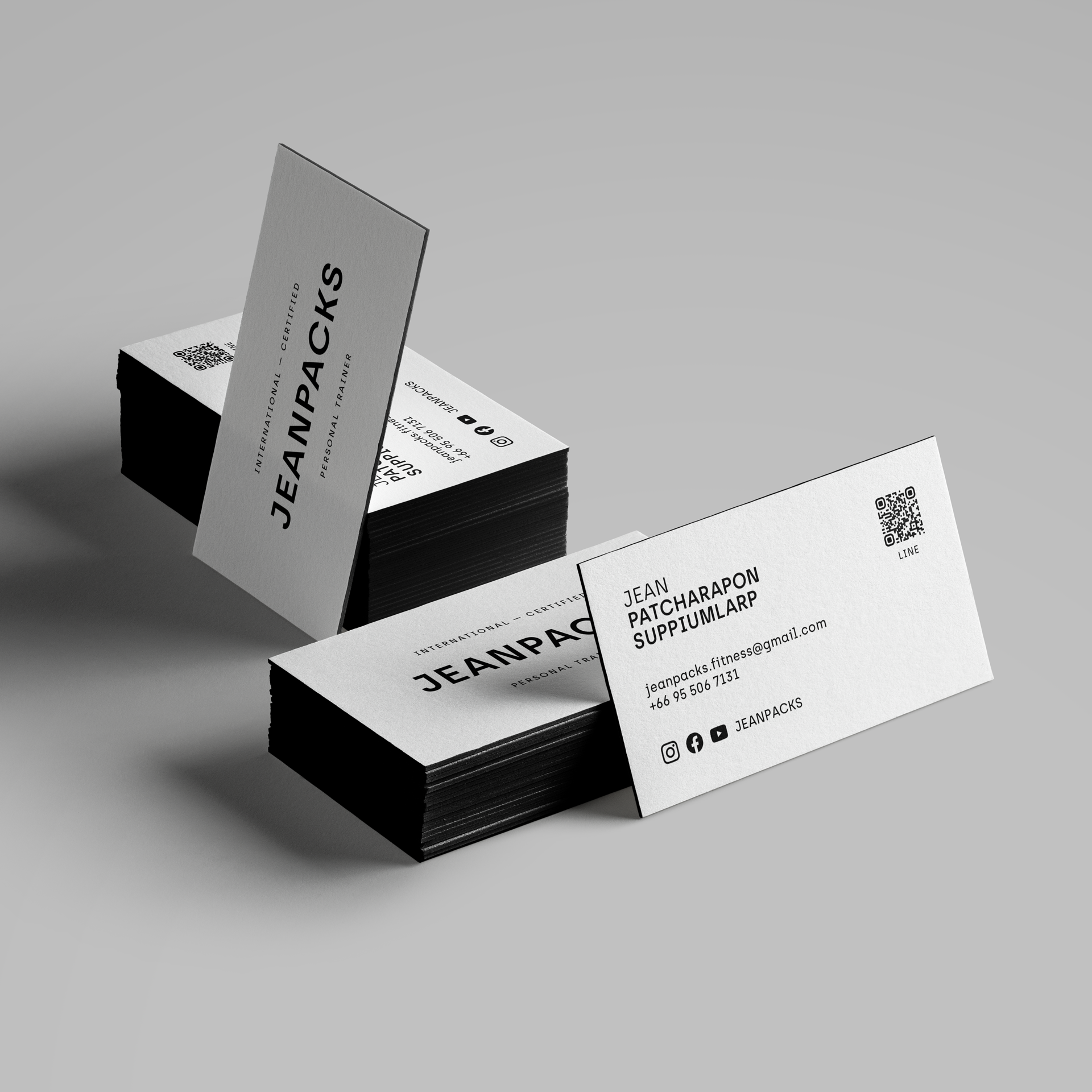 JEANPACKS_Card_Mockup_1.png