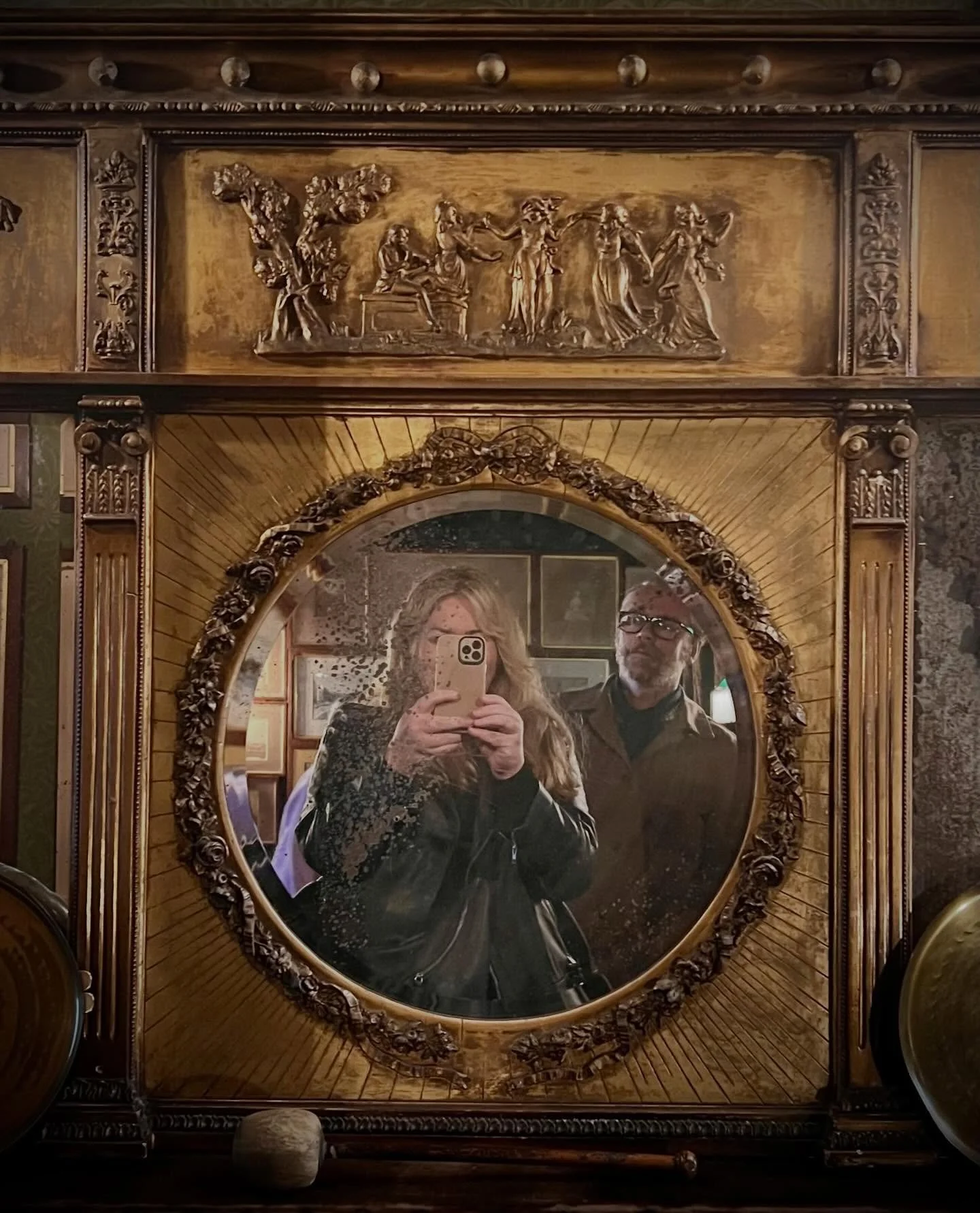 Framed ✨

#leightonhouse with @russell_mount