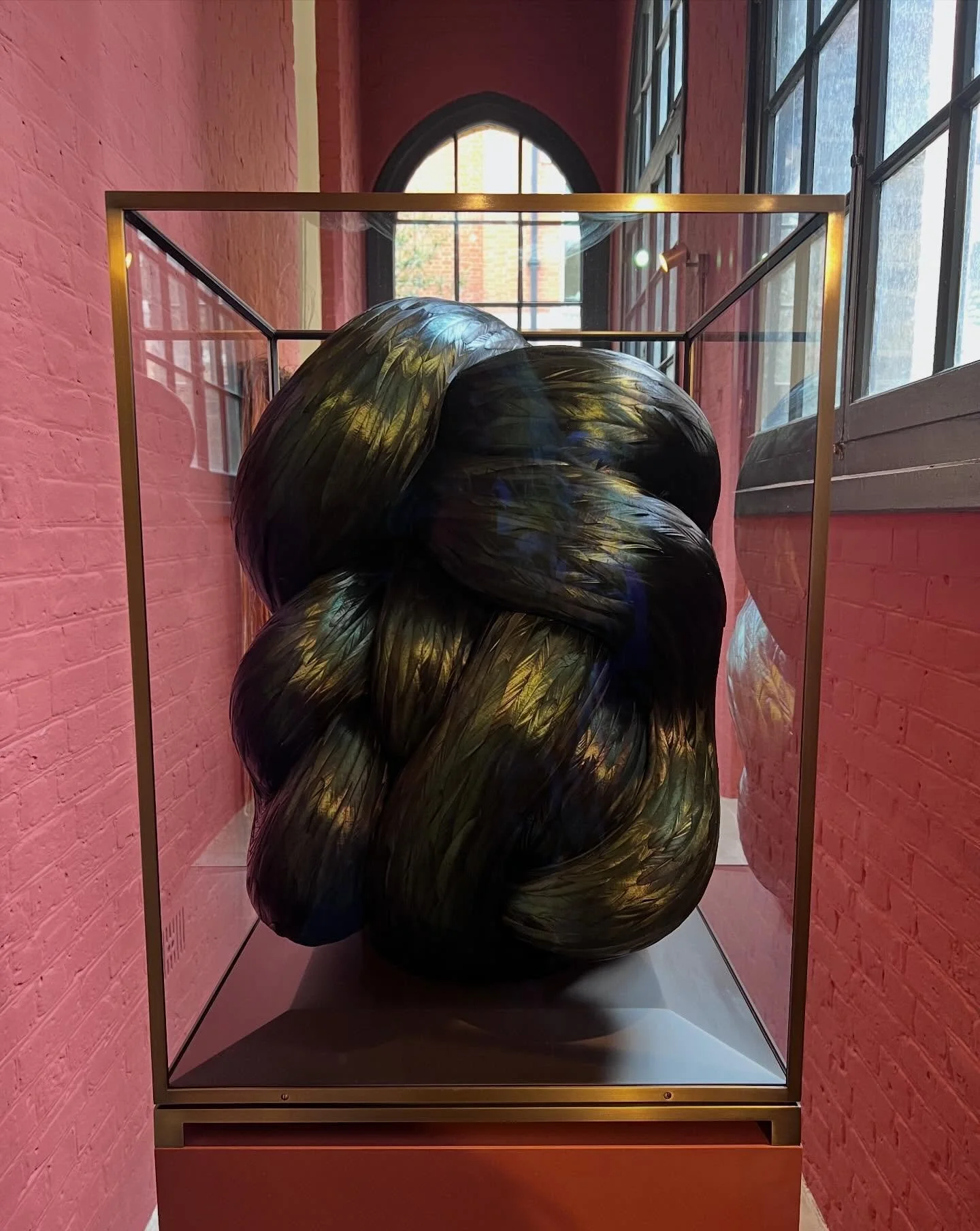 THREAD 
Beautiful exhibition of textures and materials in the gorgeous @sarahmyerscoughgallery 

#art