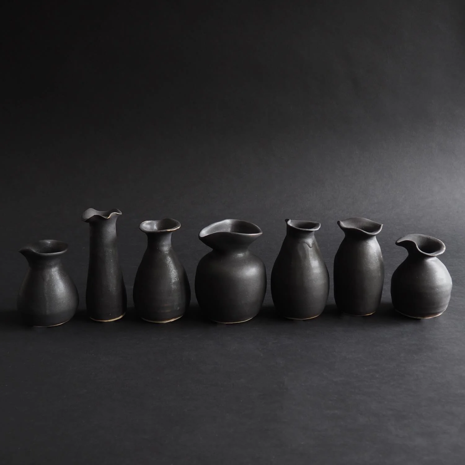 I love big bold pieces, but discovered the beauty of small things too. 
Curved bud vases. Singles or as a set.
All packed up and ready for @decorativefair next week with @streett_marburg 

#decorativefair #interiors #contemporaryceramics #ceramics #a
