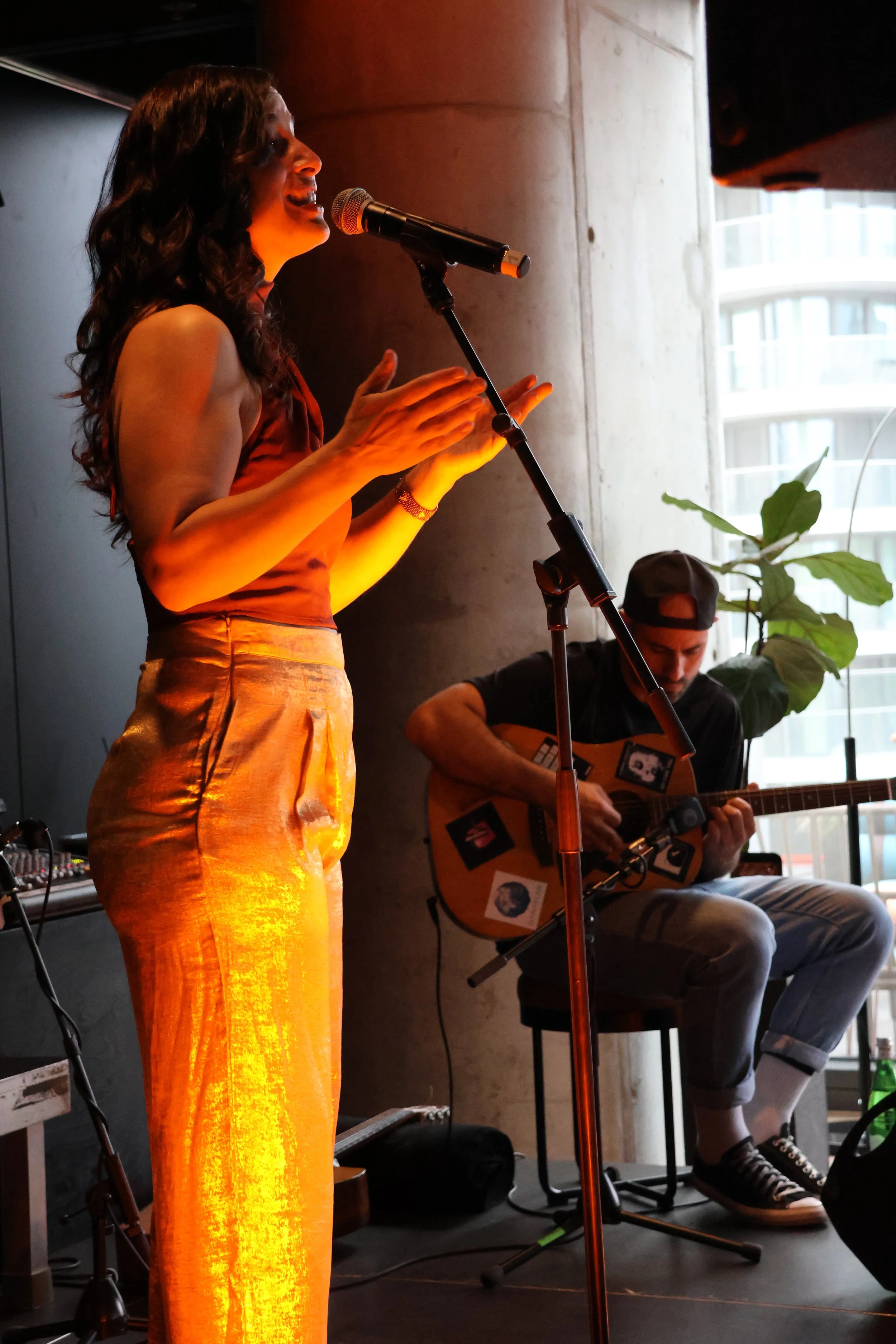 Kaye-Ree &amp; Amir Acoustic Soul