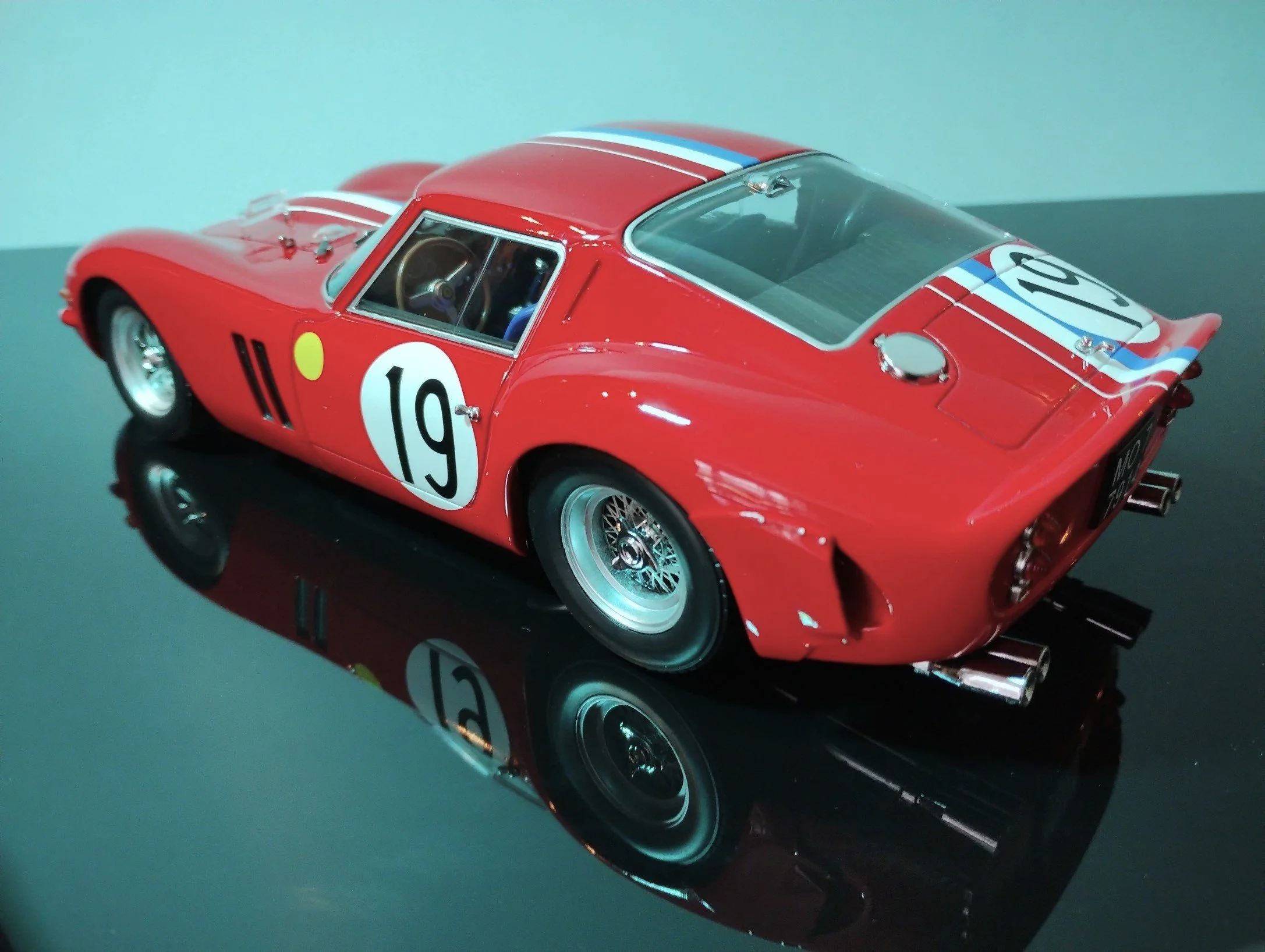 ferrari red 250 2 a.jpg
