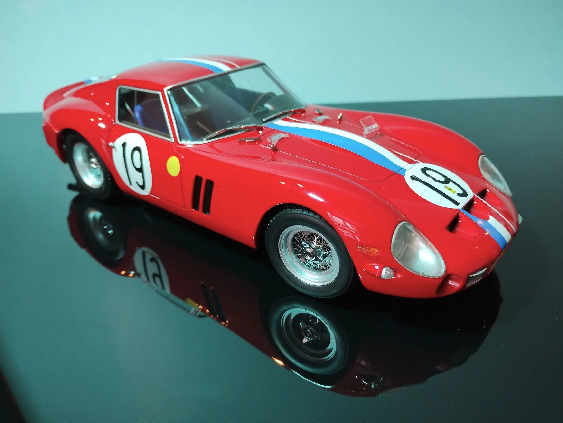 ferrari red 250 5 a.jpg