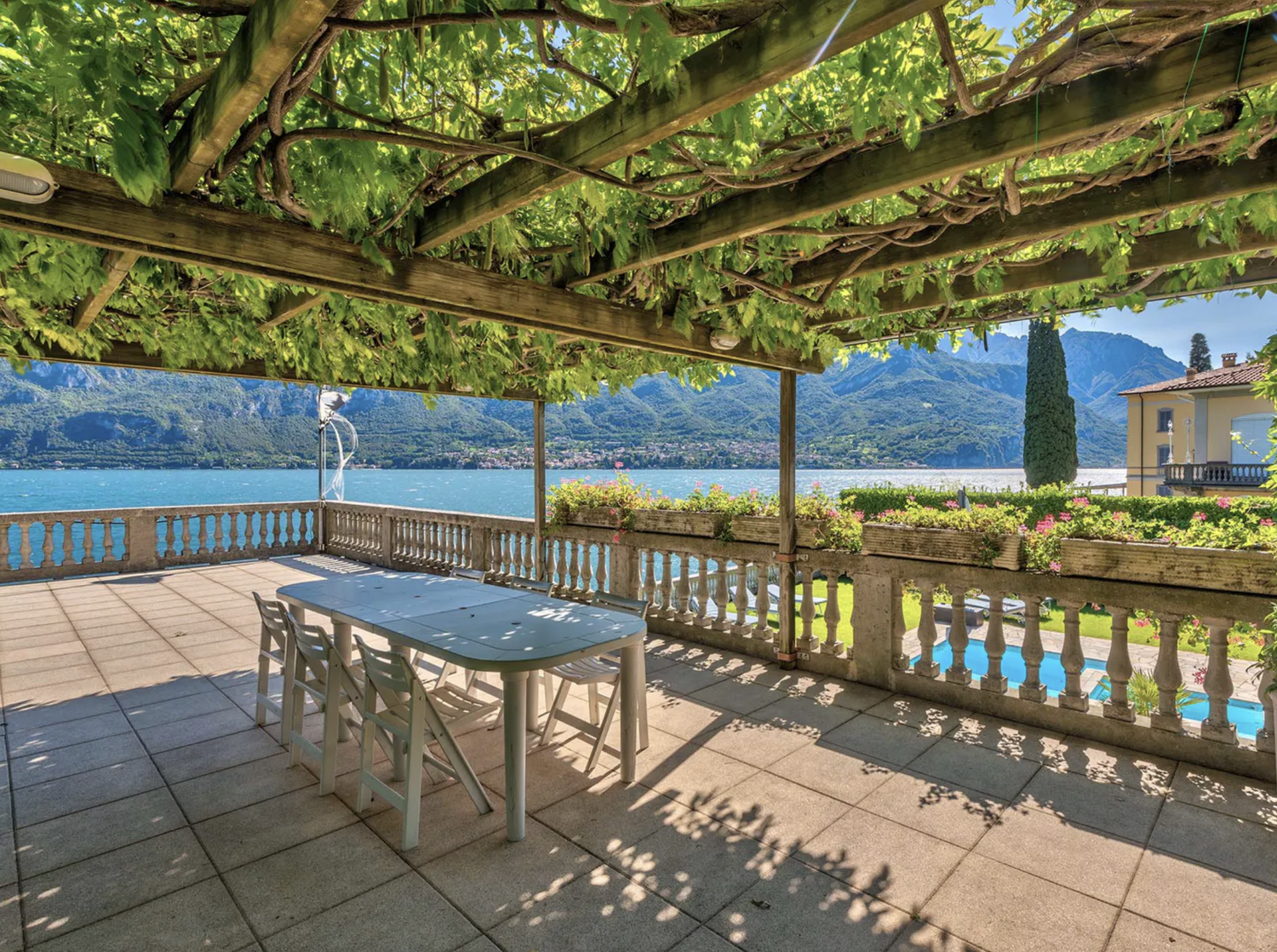 An Ico Parisi Masterpiece on Lake Como