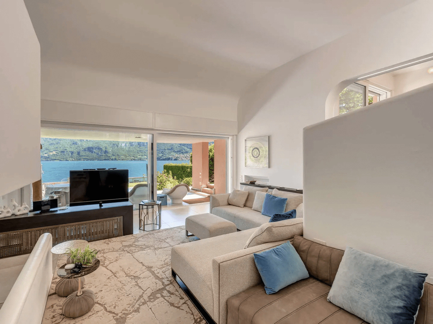 An Ico Parisi Masterpiece on Lake Como