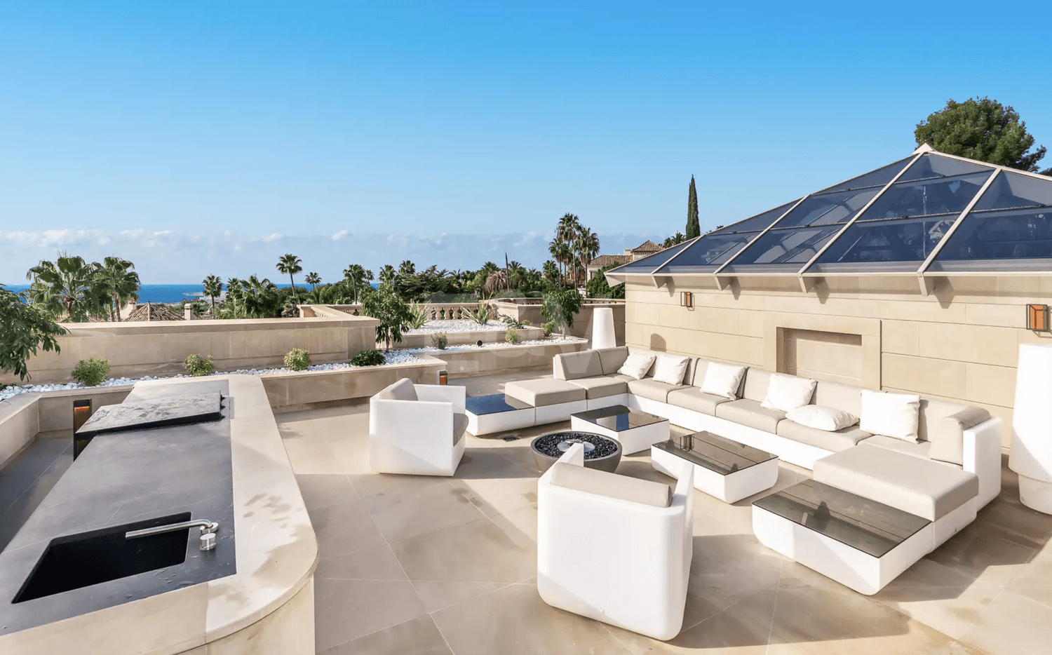 Grand Residence with panoramic sea views in Sierra Blanca