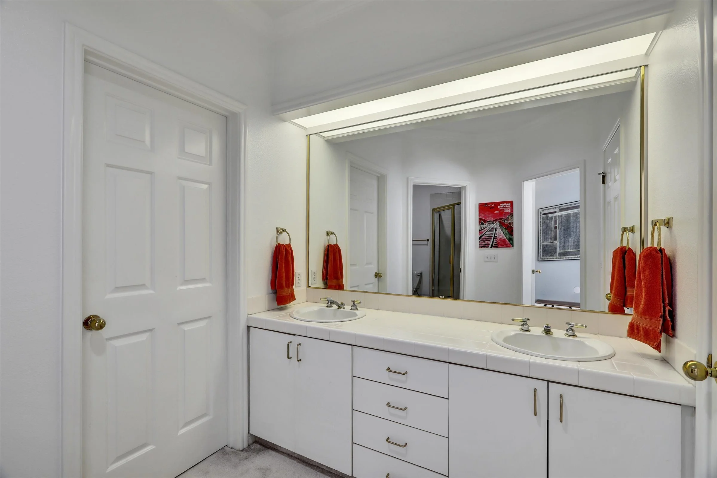 2-116 Eucalyptus Knoll Street-4.jpg