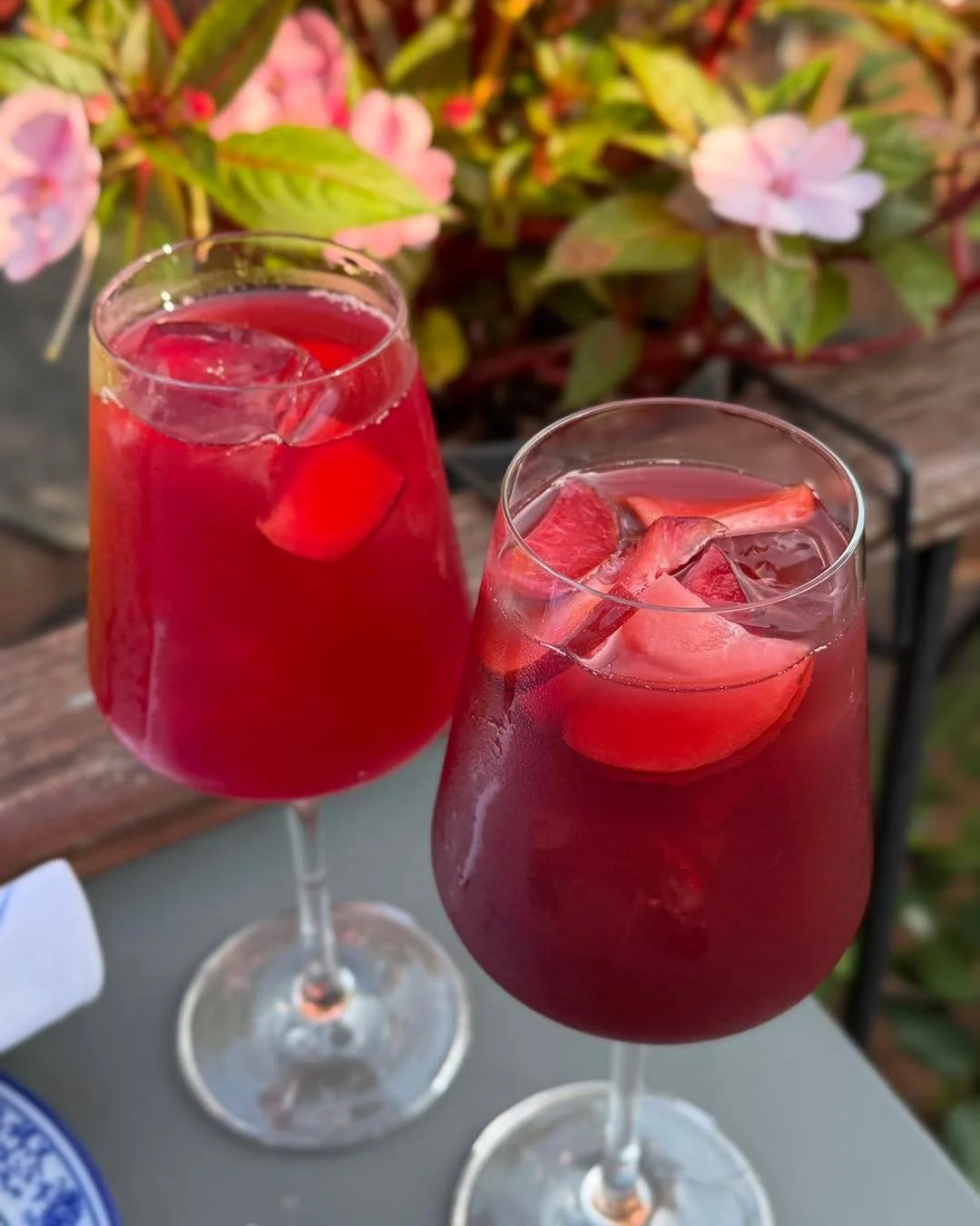 Late summer in a glass.

🍑🍷 Juicy peaches, plumcots, apriums, and plums meet red wine and Ten To One White Rum for our house sangria, with just the right touch of sweetness &mdash; naturally! 

#LateSummerSips #BostonCocktails #DrinkLocal #Stonefru