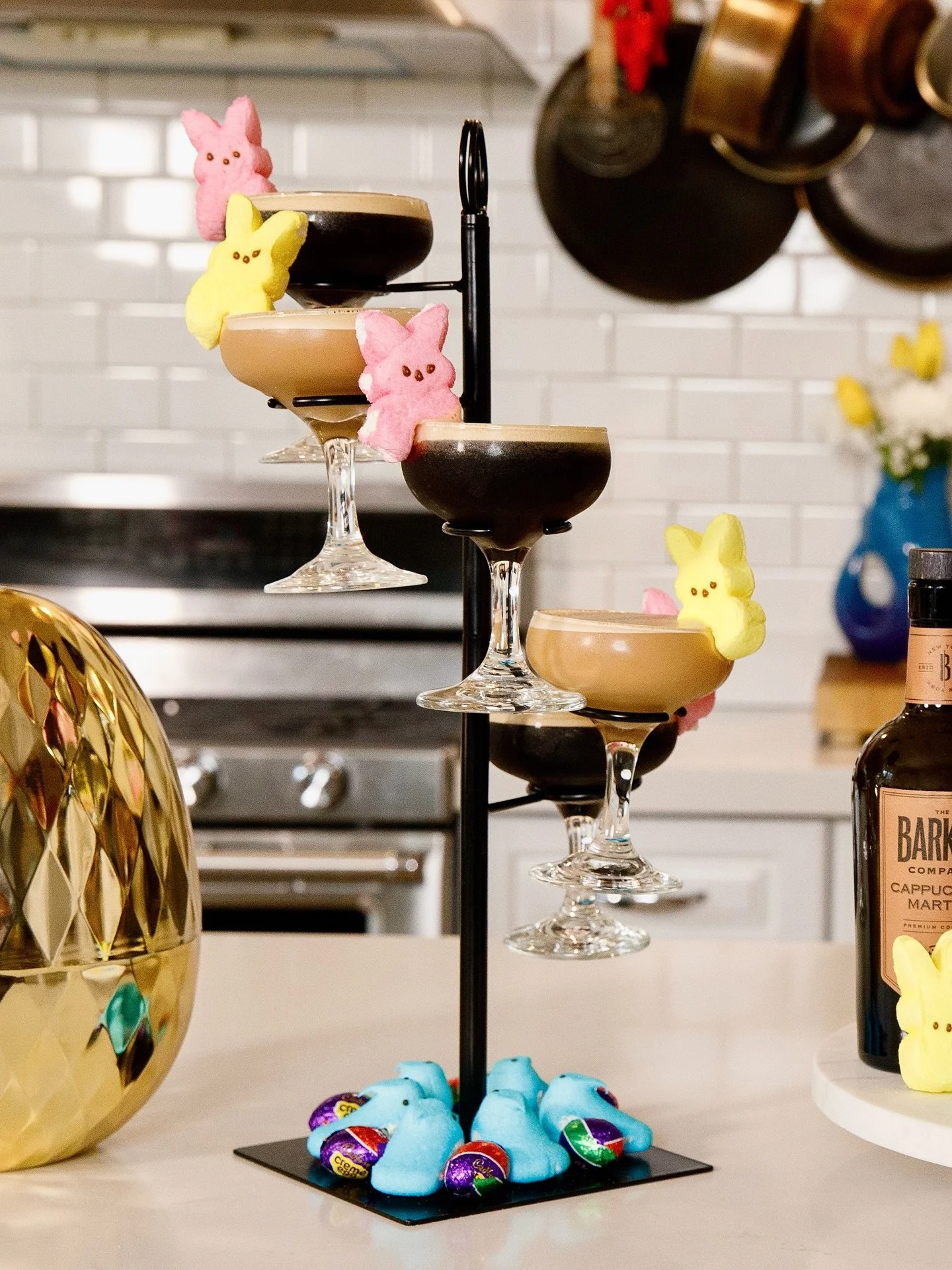 Peep The Barker Espresso Martini Tower 🐰🍸🐣

Happy Easter Everyone! Shake up an Espresso and Cappuccino today with your loved ones 💛