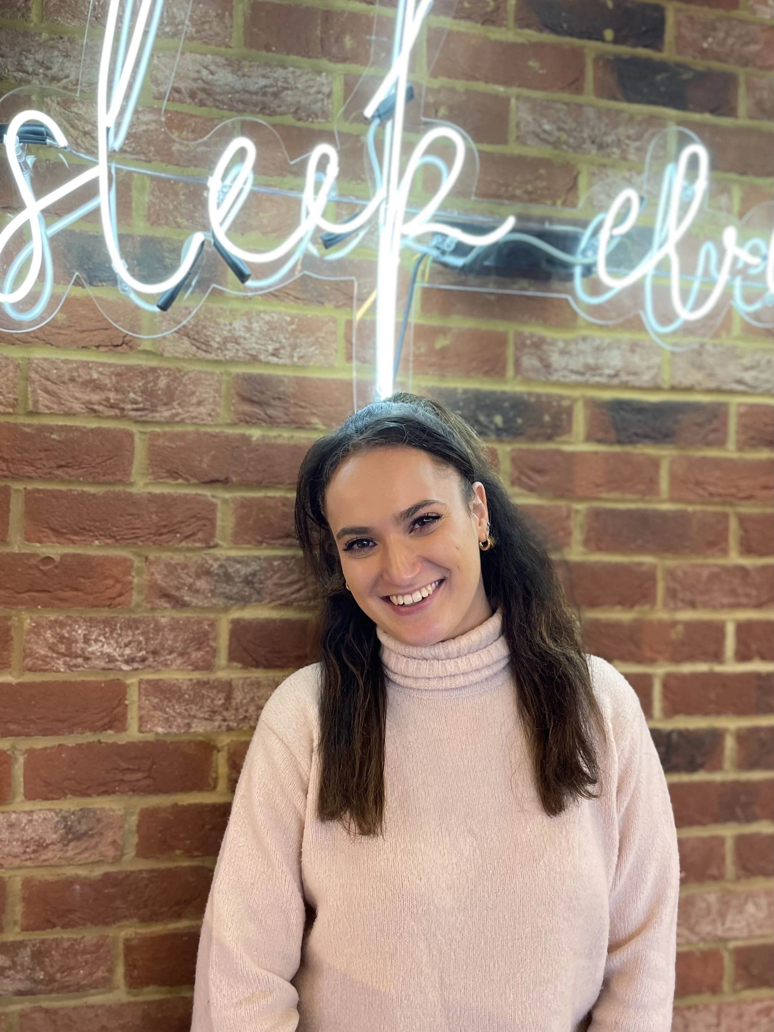 SENIOR PROJECT EXECUTIVE
 Georgia Michaels 