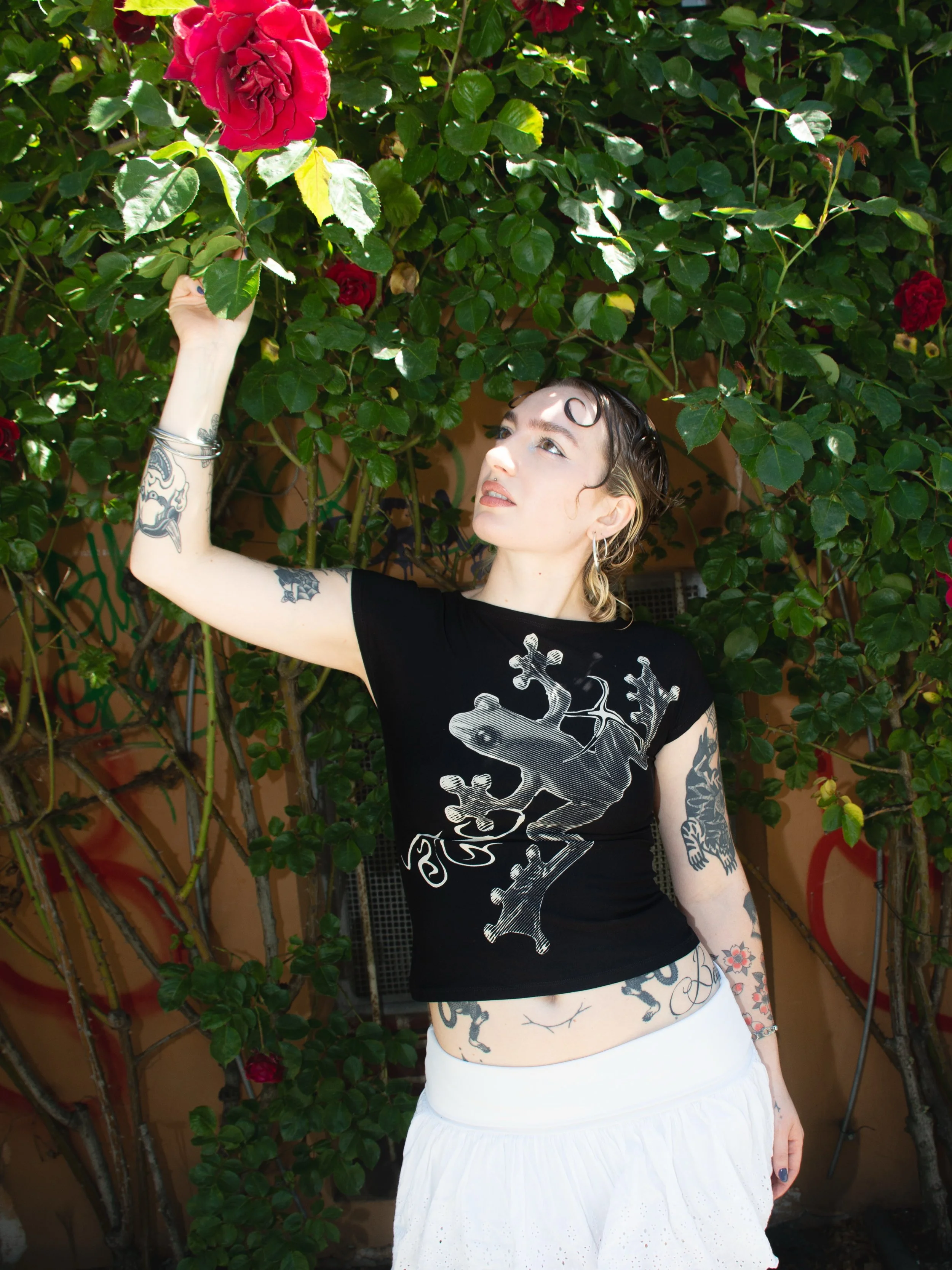 The Froggy top worn by the muse @isabella_hanabusa beautiful shots by @bleusnotfound hair by @ubinos.be