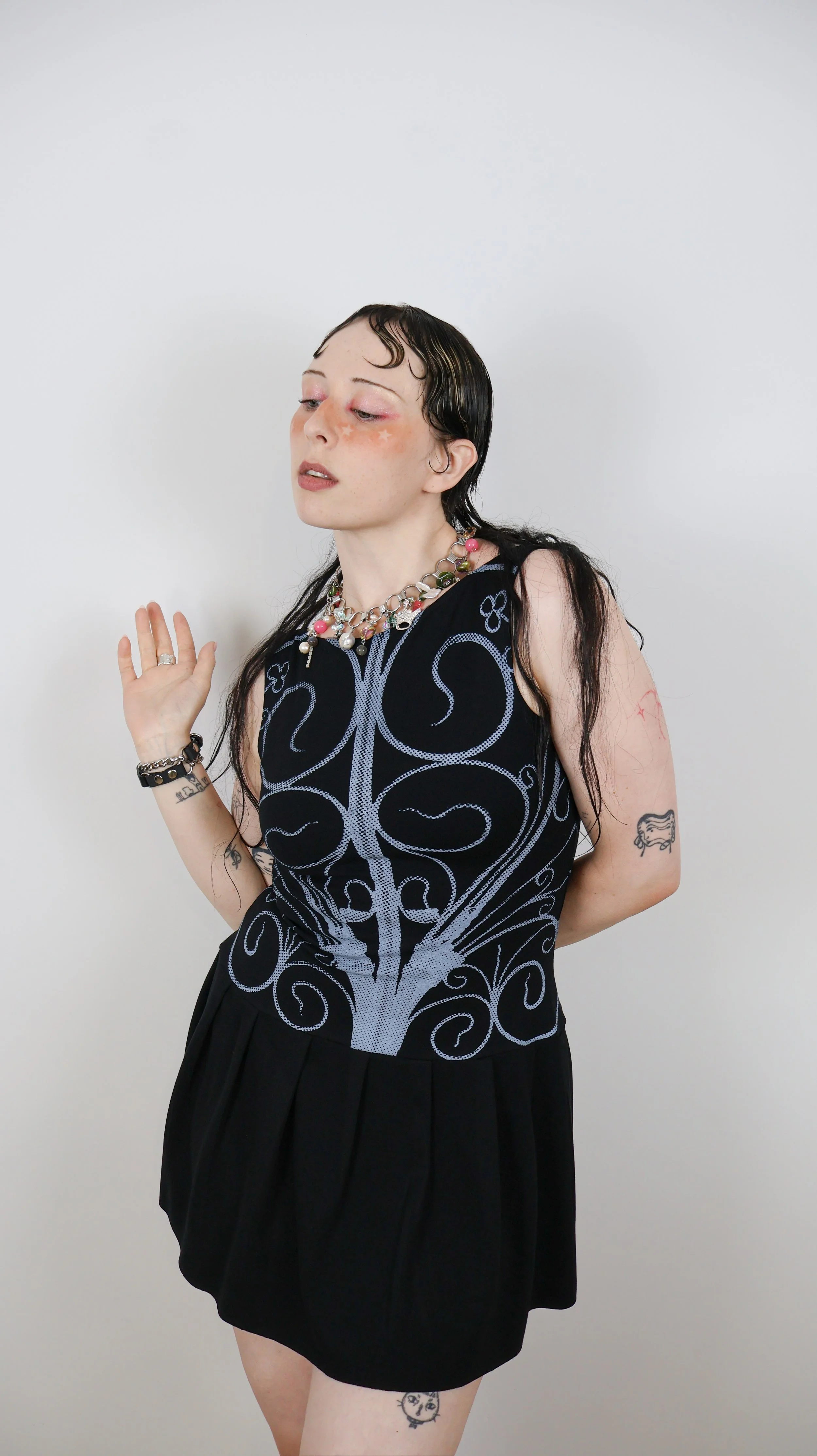 Locket Black dress - Camila Maldonado-03.jpg