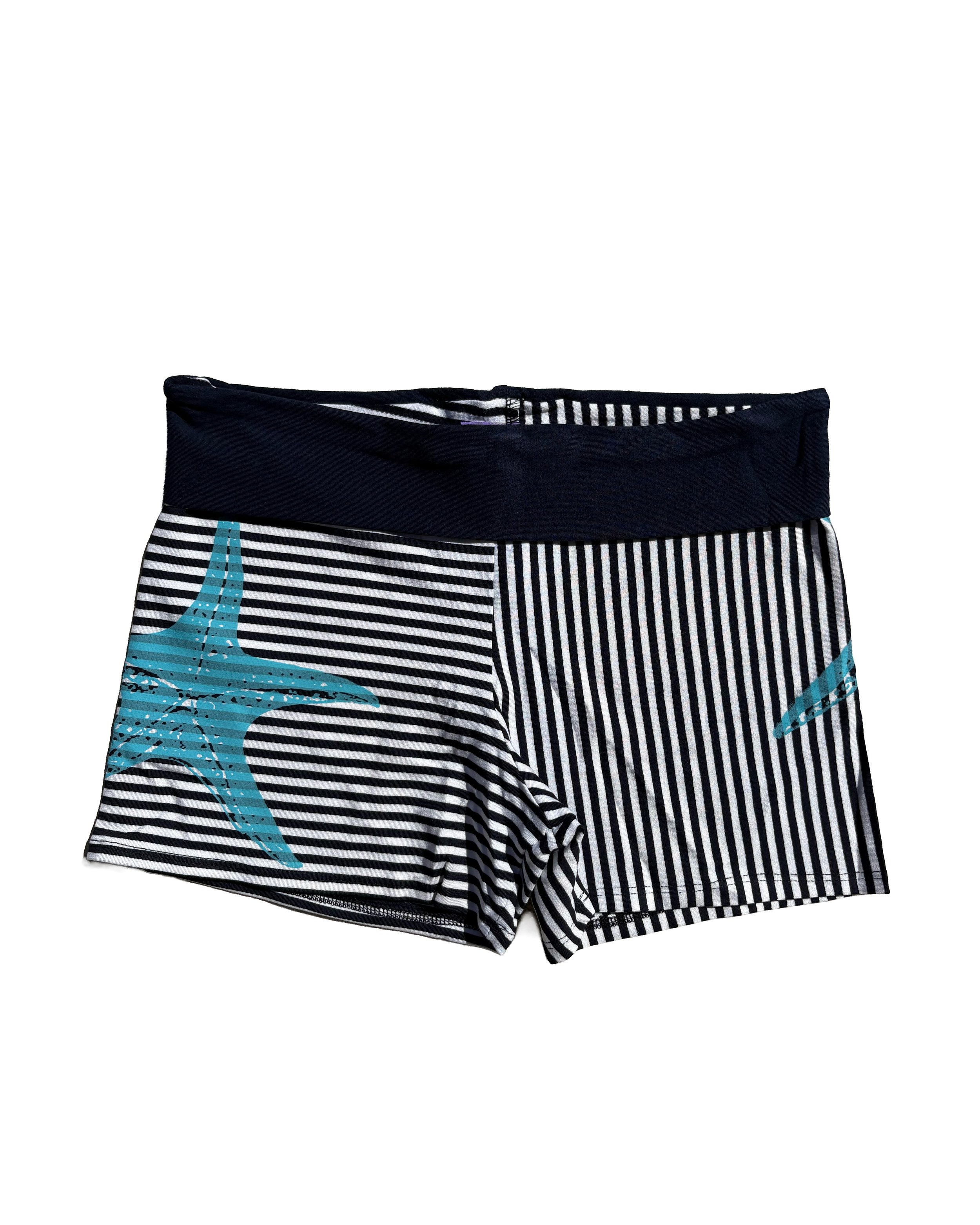 Marine Shorts front_Camila Maldonado.jpg