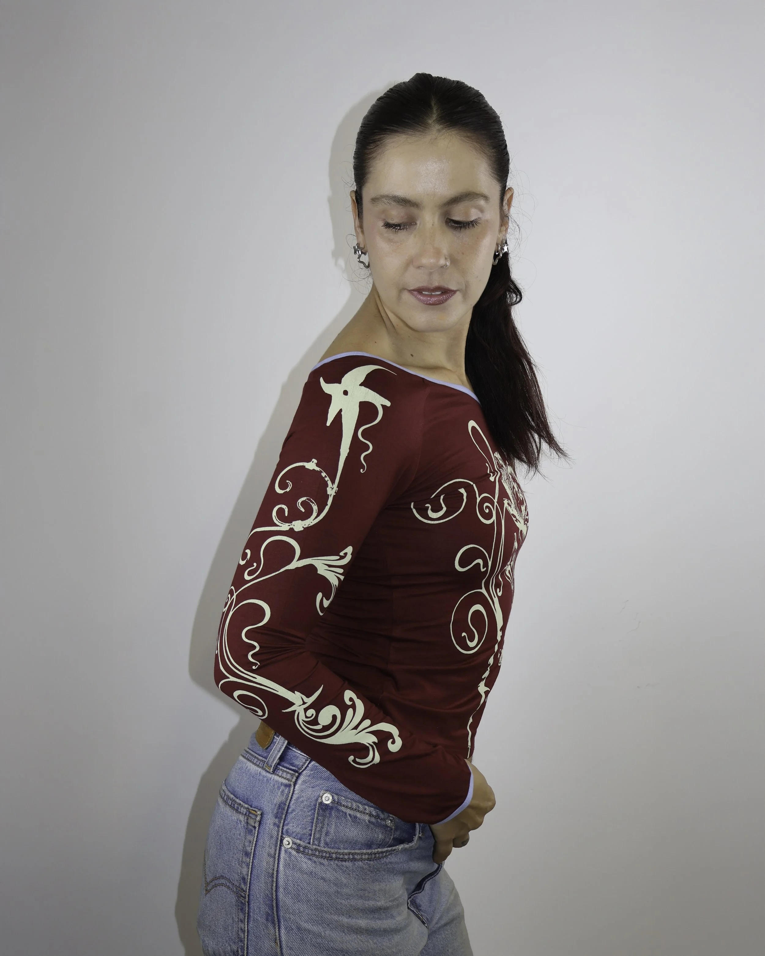 Garden bordeaux top1-Camila Maldonado.jpg