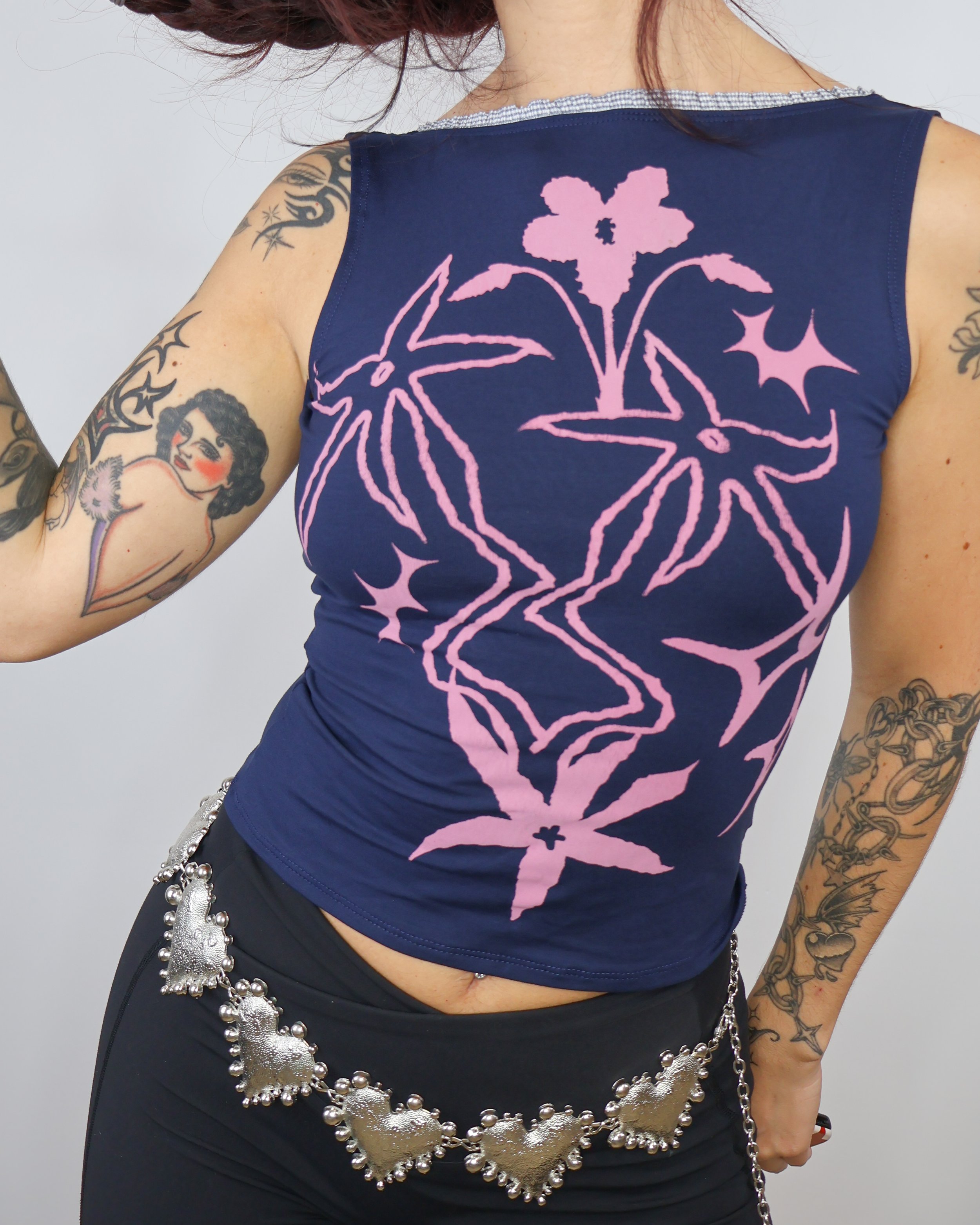 FLora Navy top - Camila Maldonado-2.jpg
