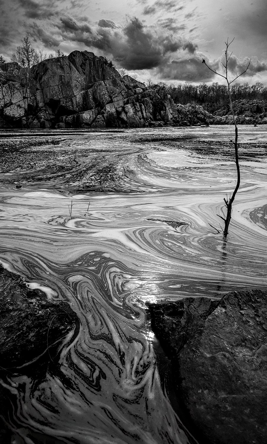 Foam Patterns - Potomac River