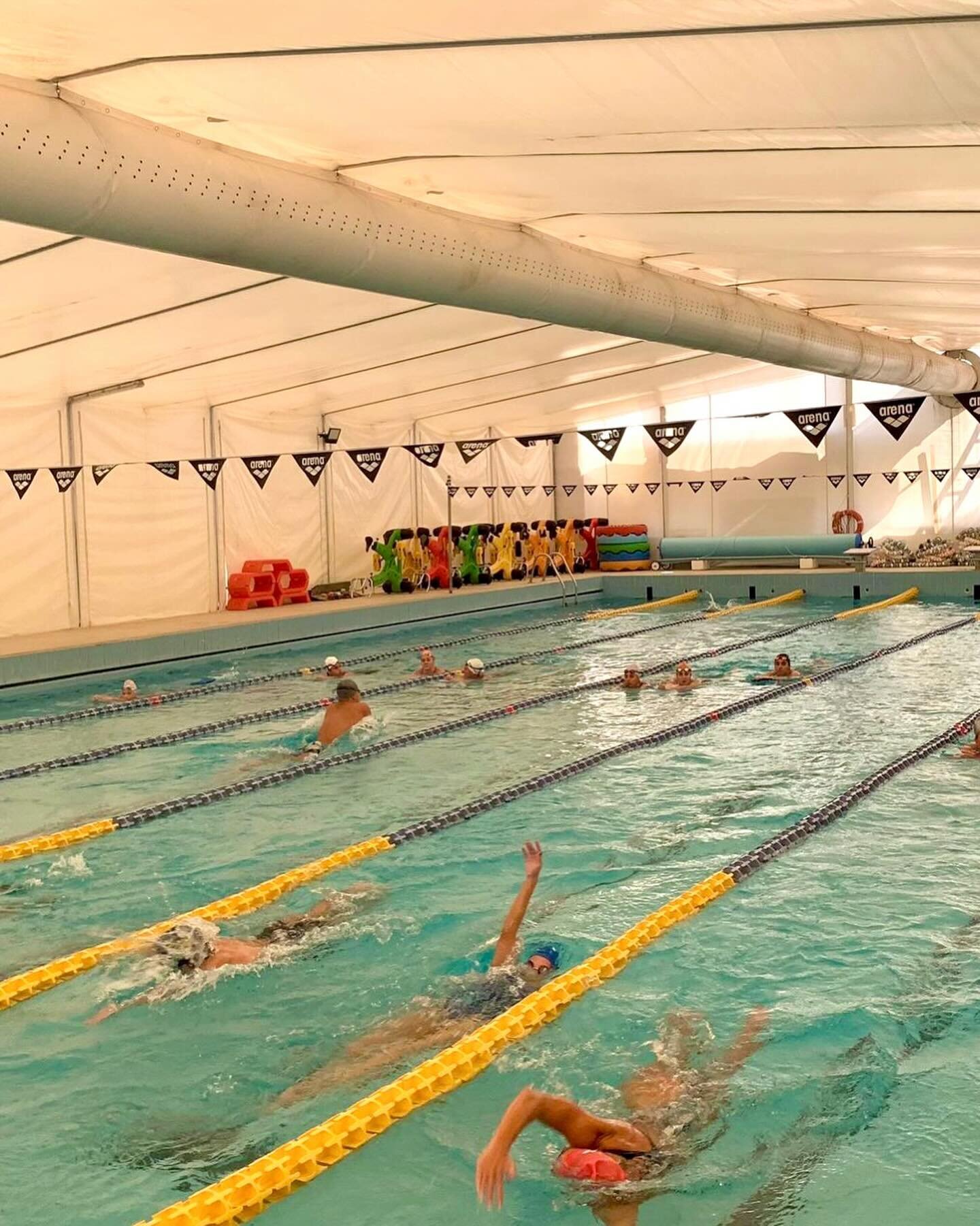 ❗️ #NUOTO ❗️

🏊🏻&zwj;♀️ I ragazzi della Roma Nuoto hanno ripreso gli allenamenti a pieno regime pronti per una nuova stagione. 
🐺 La societ&agrave; fa un grande in bocca al lupo agli atleti certa che anche quest&rsquo;anno l&rsquo;impegno verr&agr