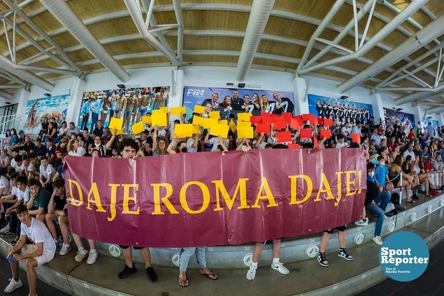 💛❤️ 17 anni di Roma Nuoto.
17 anni di passione, sacrifici, vittorie e sfide.

Ma soprattutto, 17 anni di VOI. 
Perch&eacute; senza il vostro tifo, senza la vostra voce sugli spalti, senza la vostra fiducia dentro e fuori dall&rsquo;acqua, non saremm