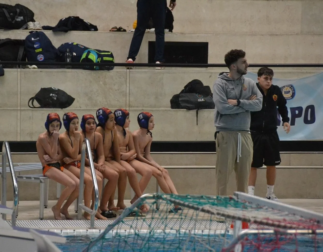 🏊&zwj;♂️ Naples Waterpolo Challenge 
Il 3 e 4 gennaio i nostri #U10 e #U12 hanno partecipato al torneo disputato presso la Piscina Scandone, vivendo due giorni intensi di gare tra fasi a gironi e playoff. 

🥉 U10 terzi classificati &ndash; per molt