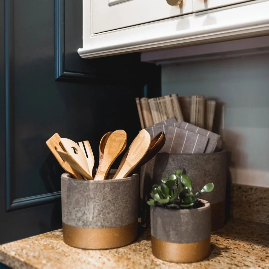 A little TRAZO goes a long way.
If a new-year reset is still on your list, now&rsquo;s the time. Book a consult and we&rsquo;ll help you create organized spaces that last for years to come!