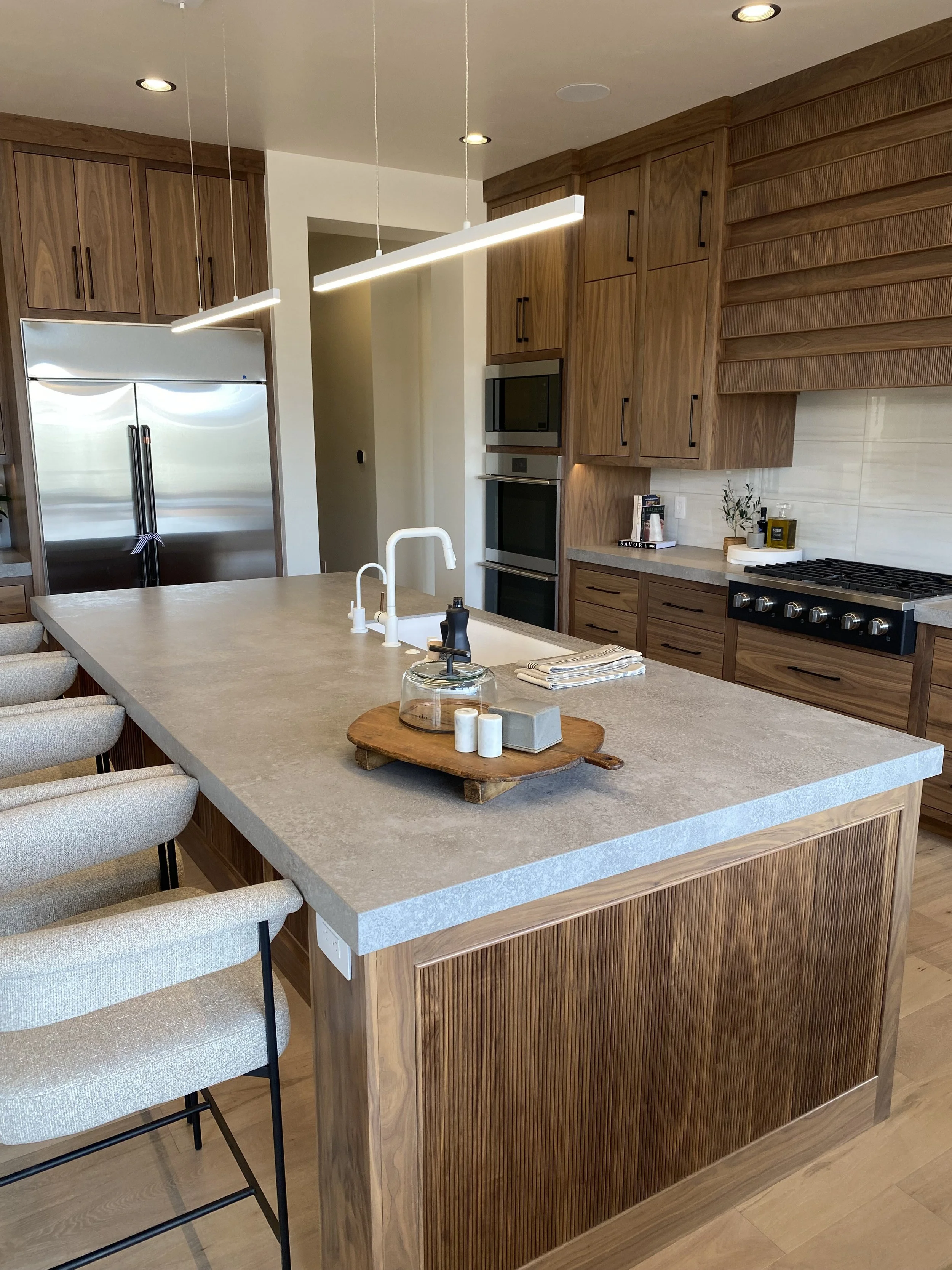 Kitchen with neolith countertops and mitered edges