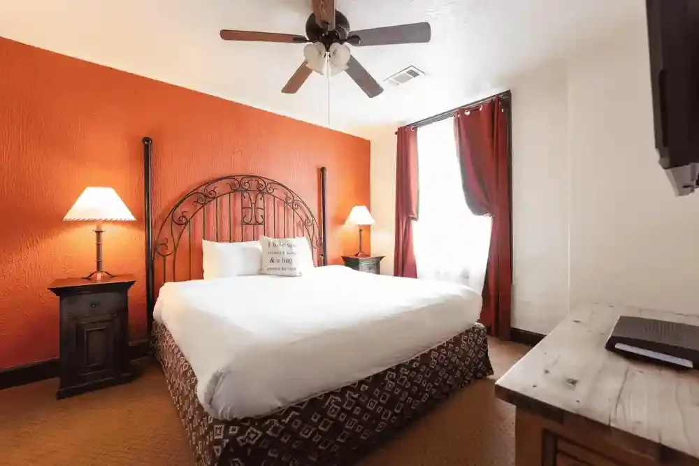 Family Suite | Bedroom