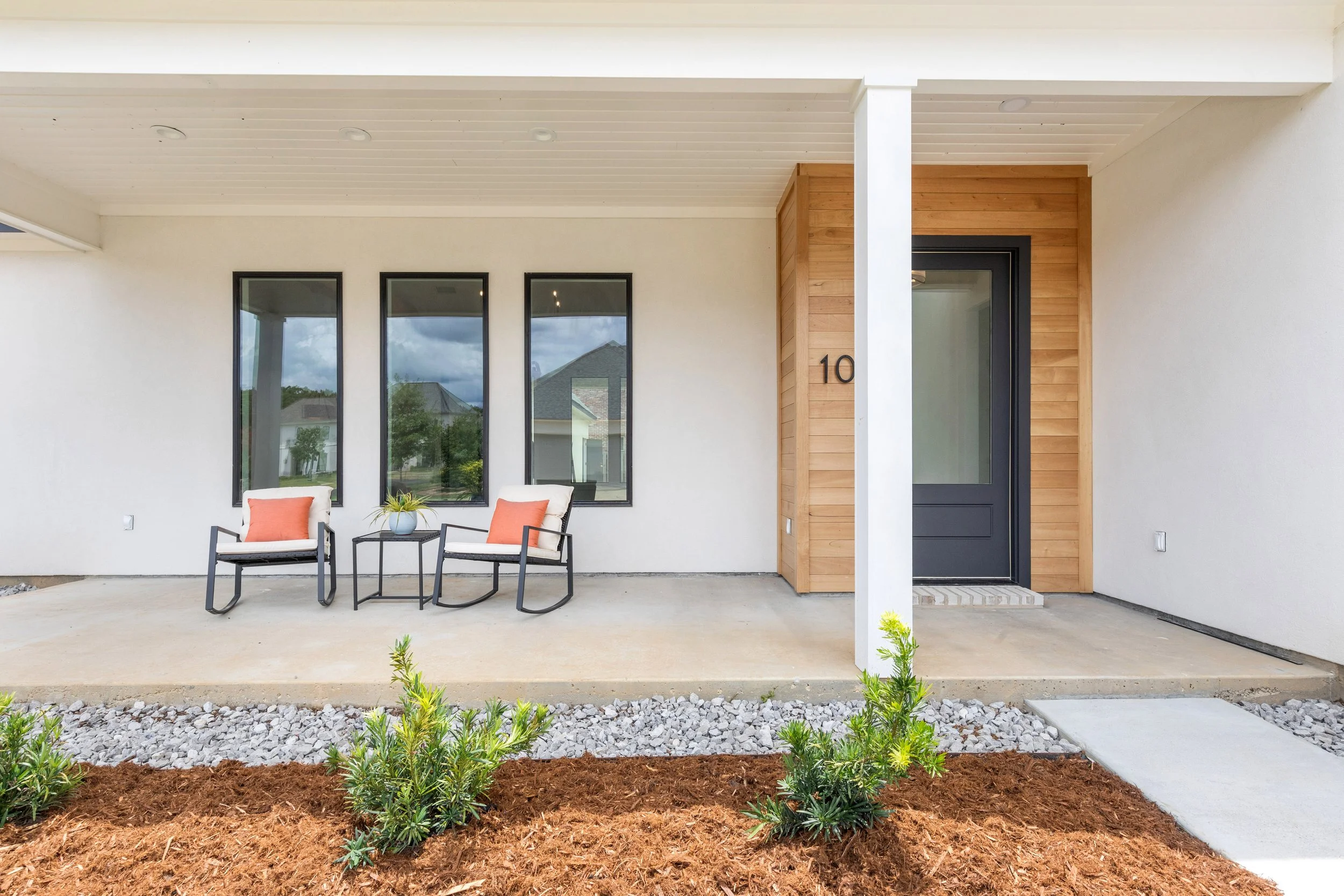 101GardenWalk-9 - Copy.jpg