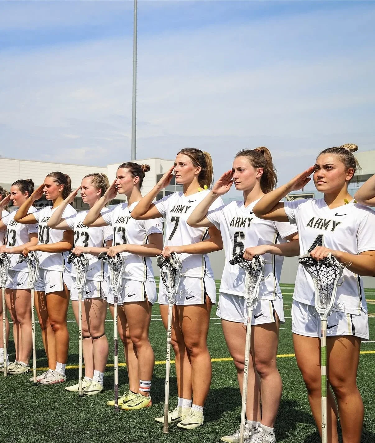 Today, we honor all who have served. I also wanted to take a moment to shed light on those in the women's lax world who are preparing to serve and will be our future vets ❤️💙.
.
These Army and Navy women&rsquo;s lacrosse players are as bad a$$ as th