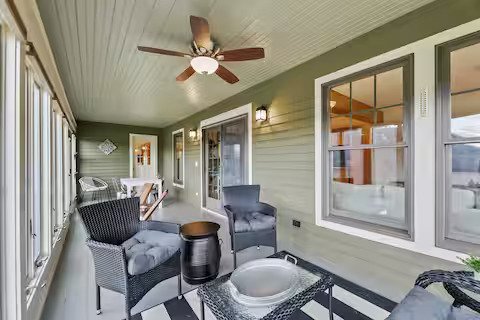 Air BnB House 10.jpg
