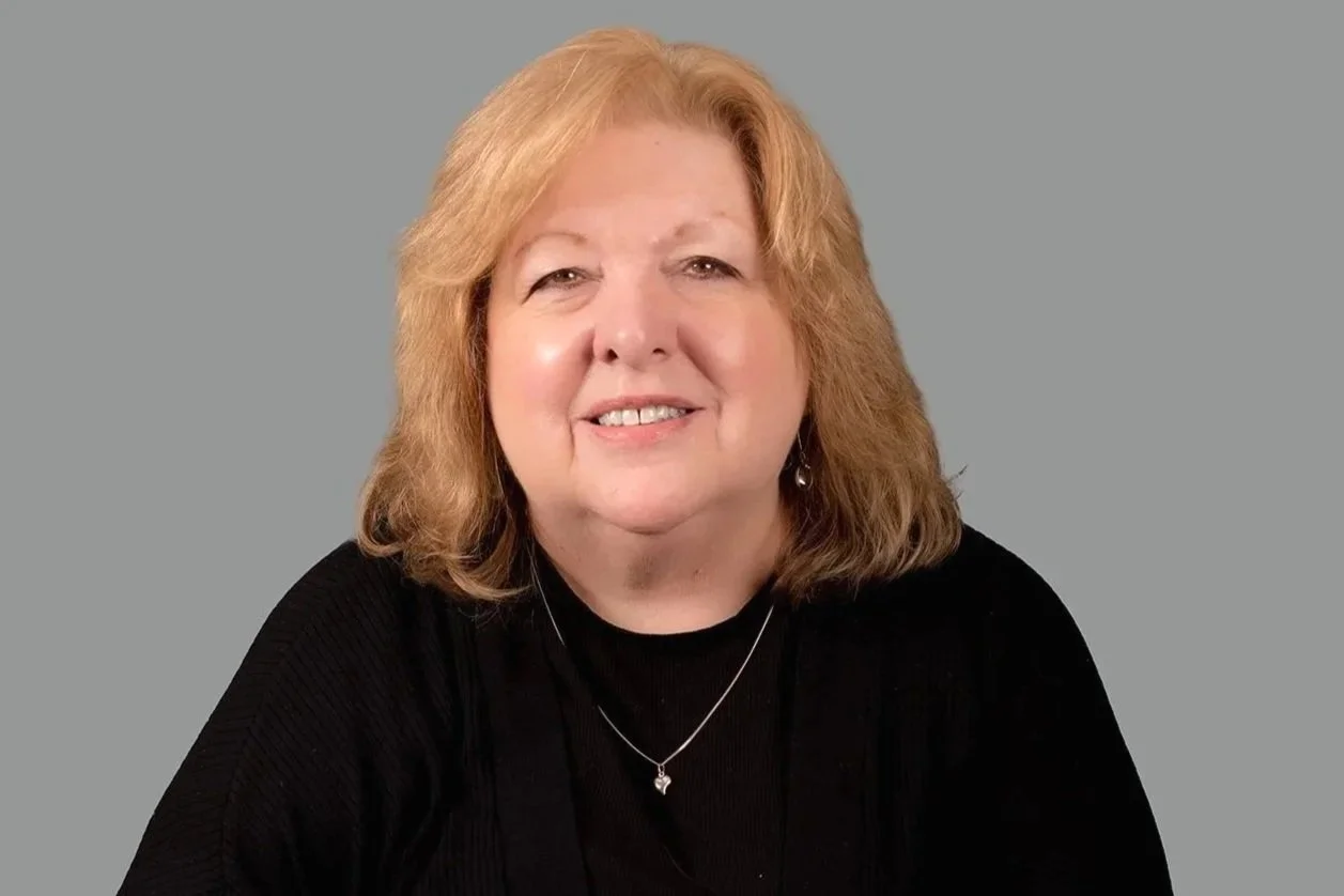 Professional headshot of Elizabeth Levy-Mortlock, Senior Real Estate Law Clerk at Thomas Bates Law, a Drake Law Group affiliate law firm in West London.