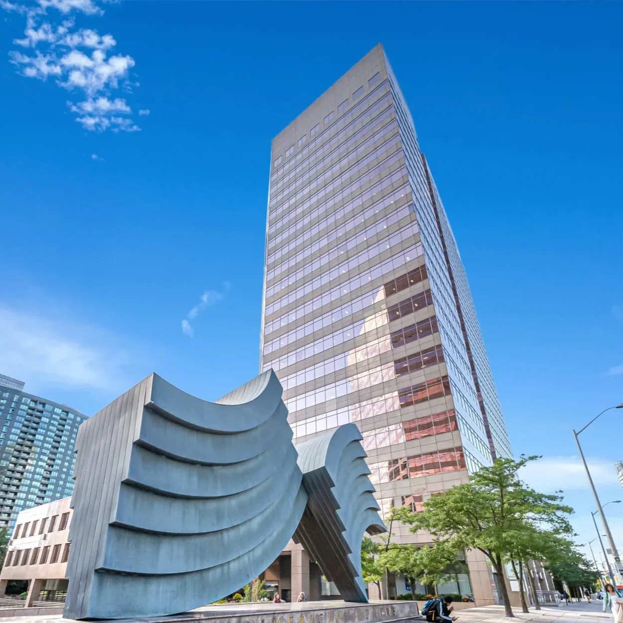 5700 Yonge St North York, Ontario, corporate buildings