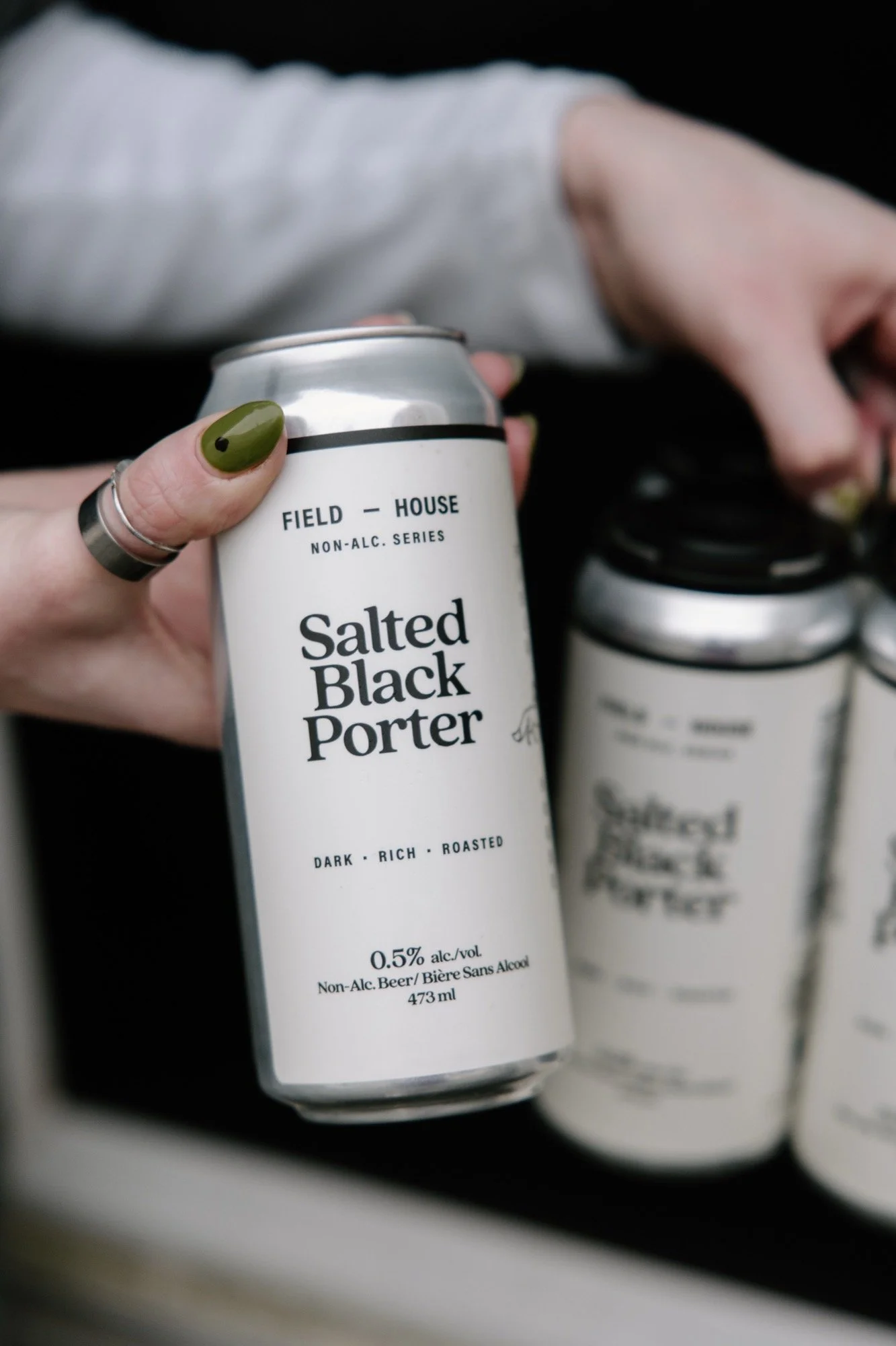 fh-non-alc-salted-black-porter.11.10.25-5.jpg
