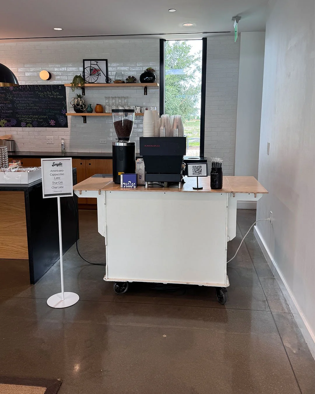 smylie-coffee-cart-3.jpg