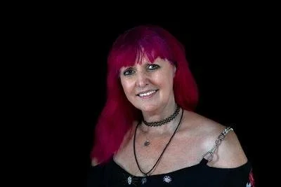 Zoom Speaker - Barbie Lindsay MPAGB EFIAP/s FBPE AWPF