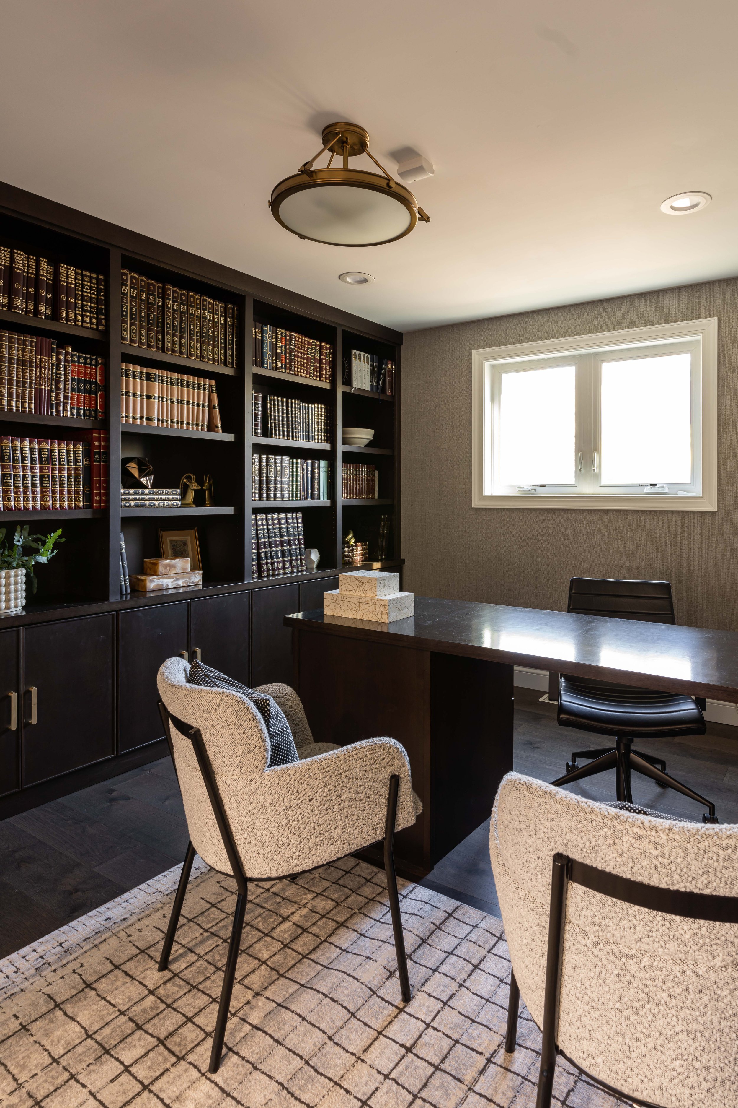 Refined Gatherings kitchen, bathroom, dining room, living room, and social spaces designed by Teela Bennett Design.