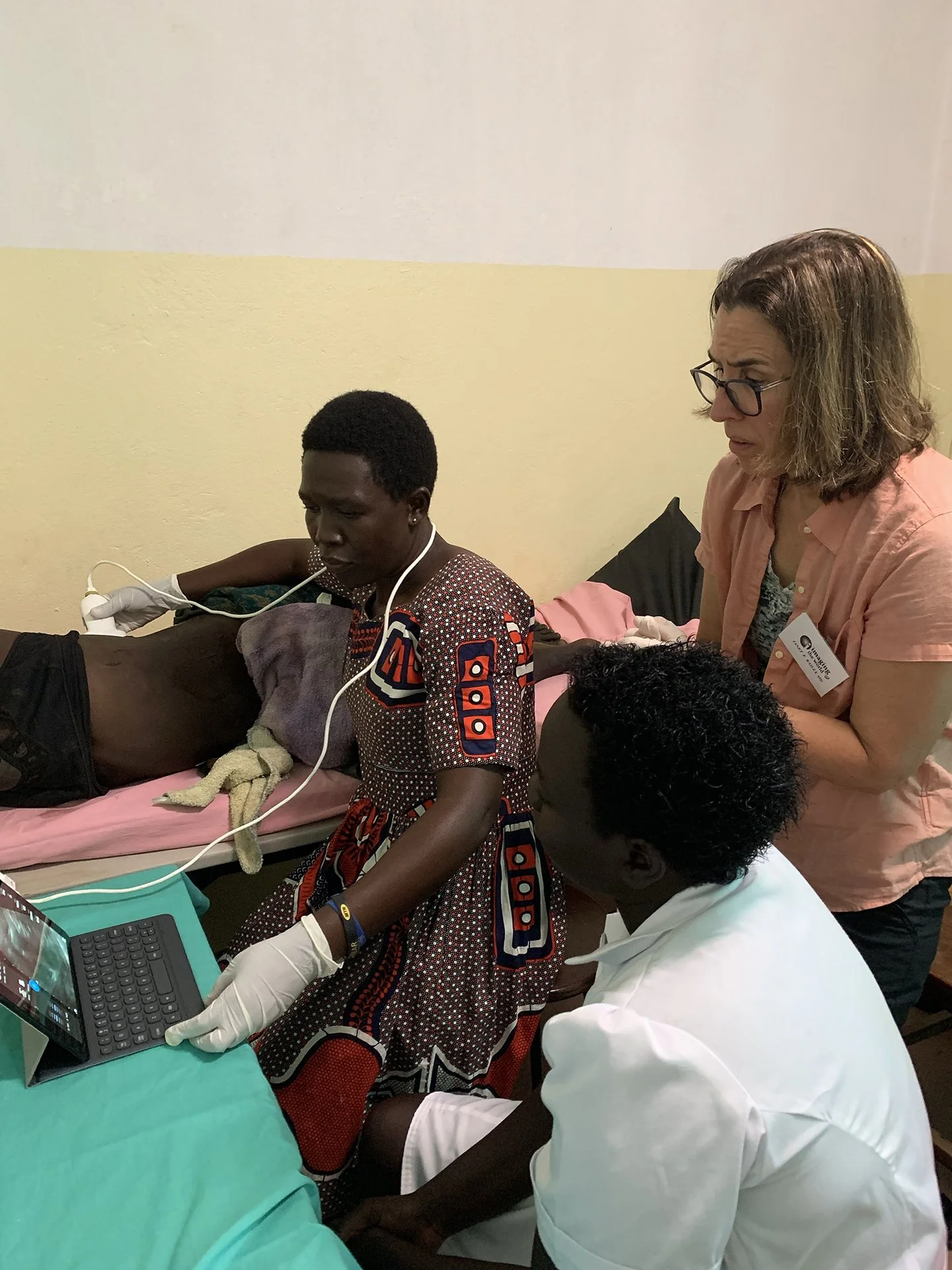 Ultrasound training in Gulu
