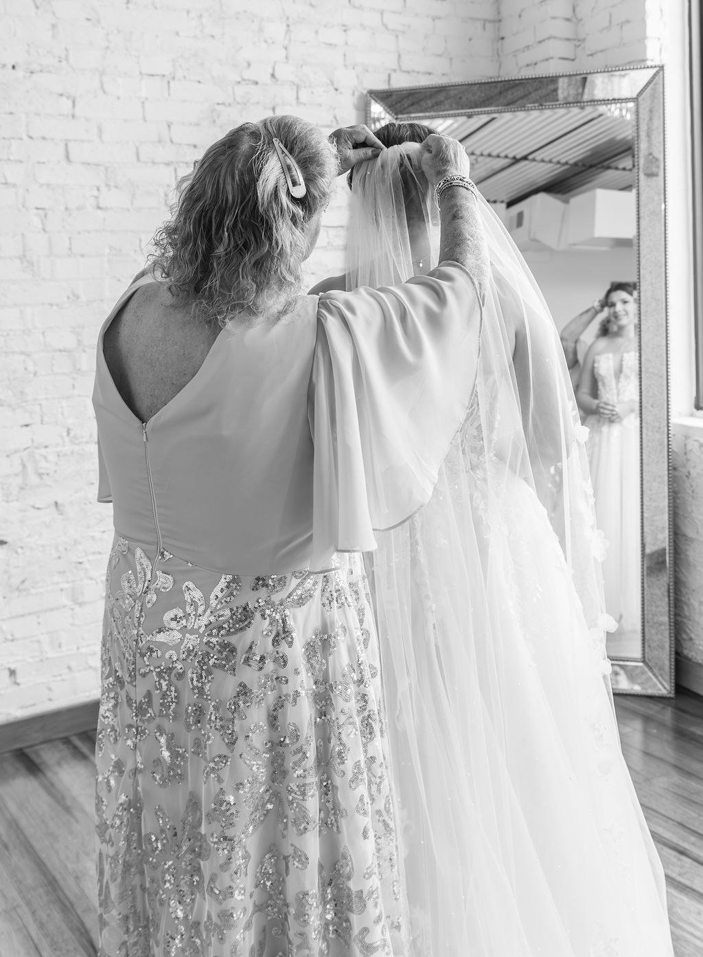 masha2025-84_Keri-Ann Gordon Wedding photographer Kansas.jpg