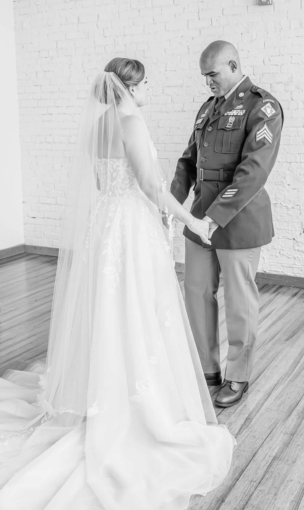 masha2025-179_Keri-Ann Gordon Wedding photographer Kansas.jpg