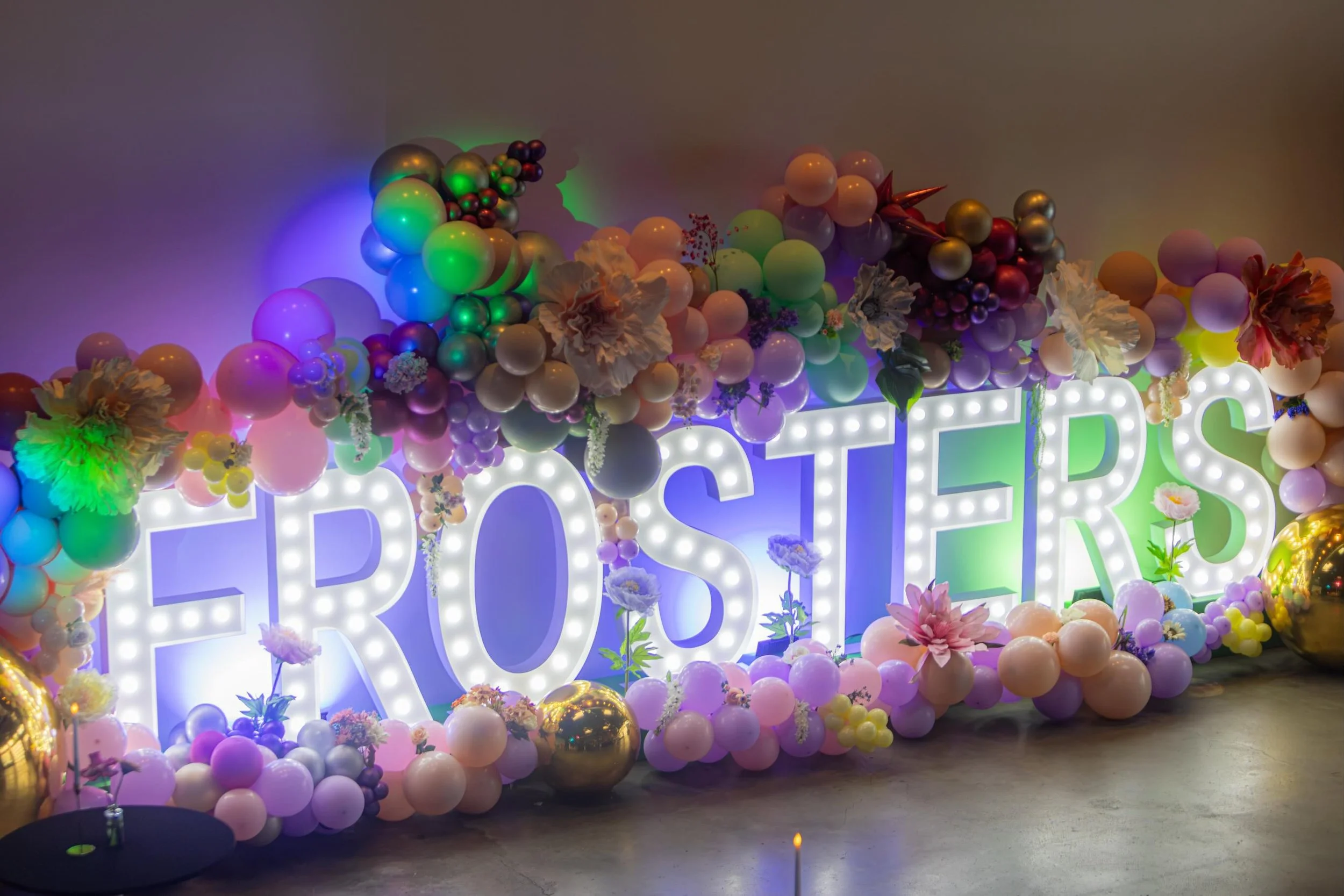 Congrats to the @uwfosterschool class of 2026! Thanks for coming back to Stone Way Auto for the Frosters Formal, it was an honor as always. Go Huskies, have a great summer! 

Photo credit: @clarkrowanphotography