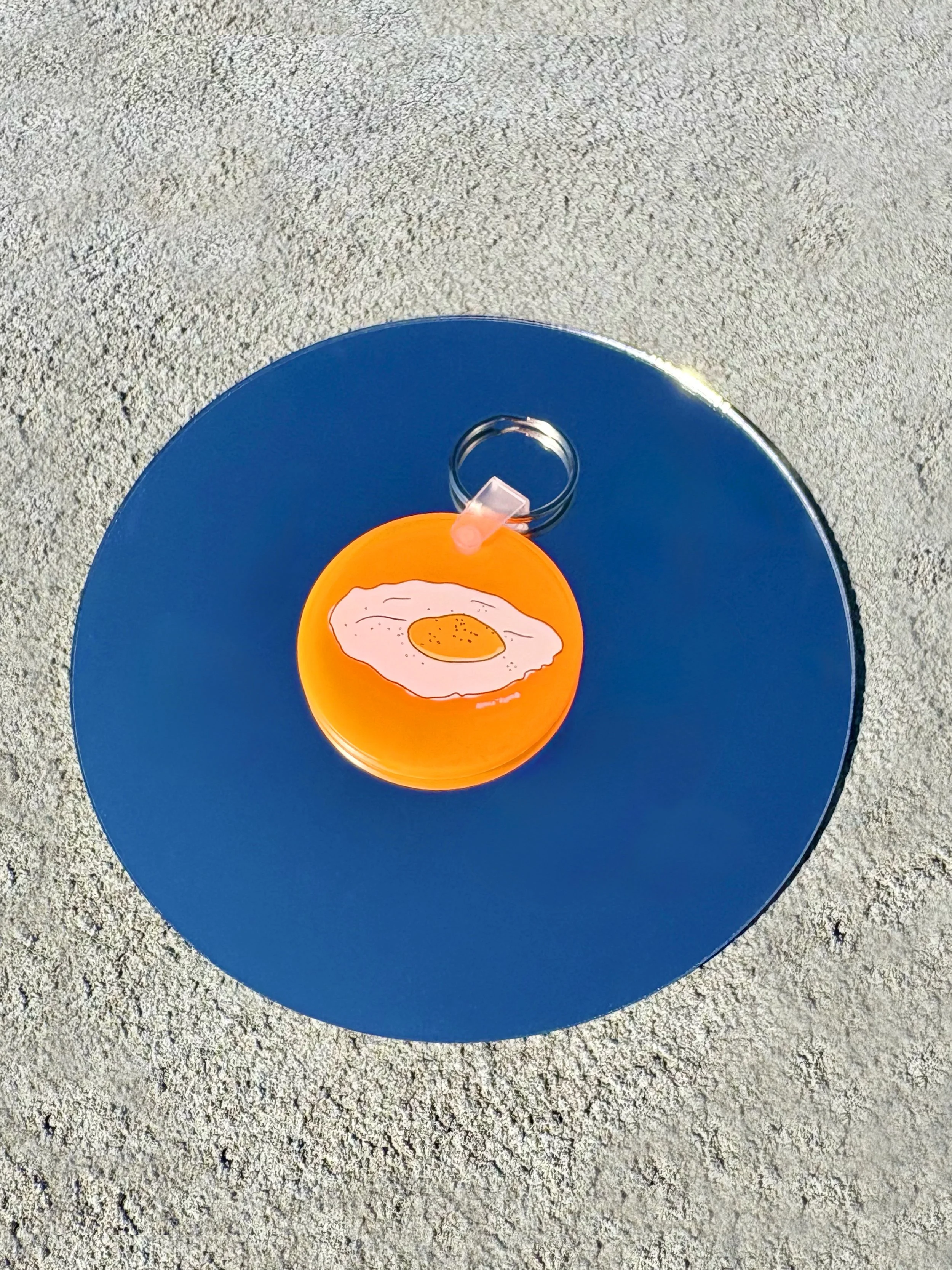 Keychain_Flat_Egg.jpg