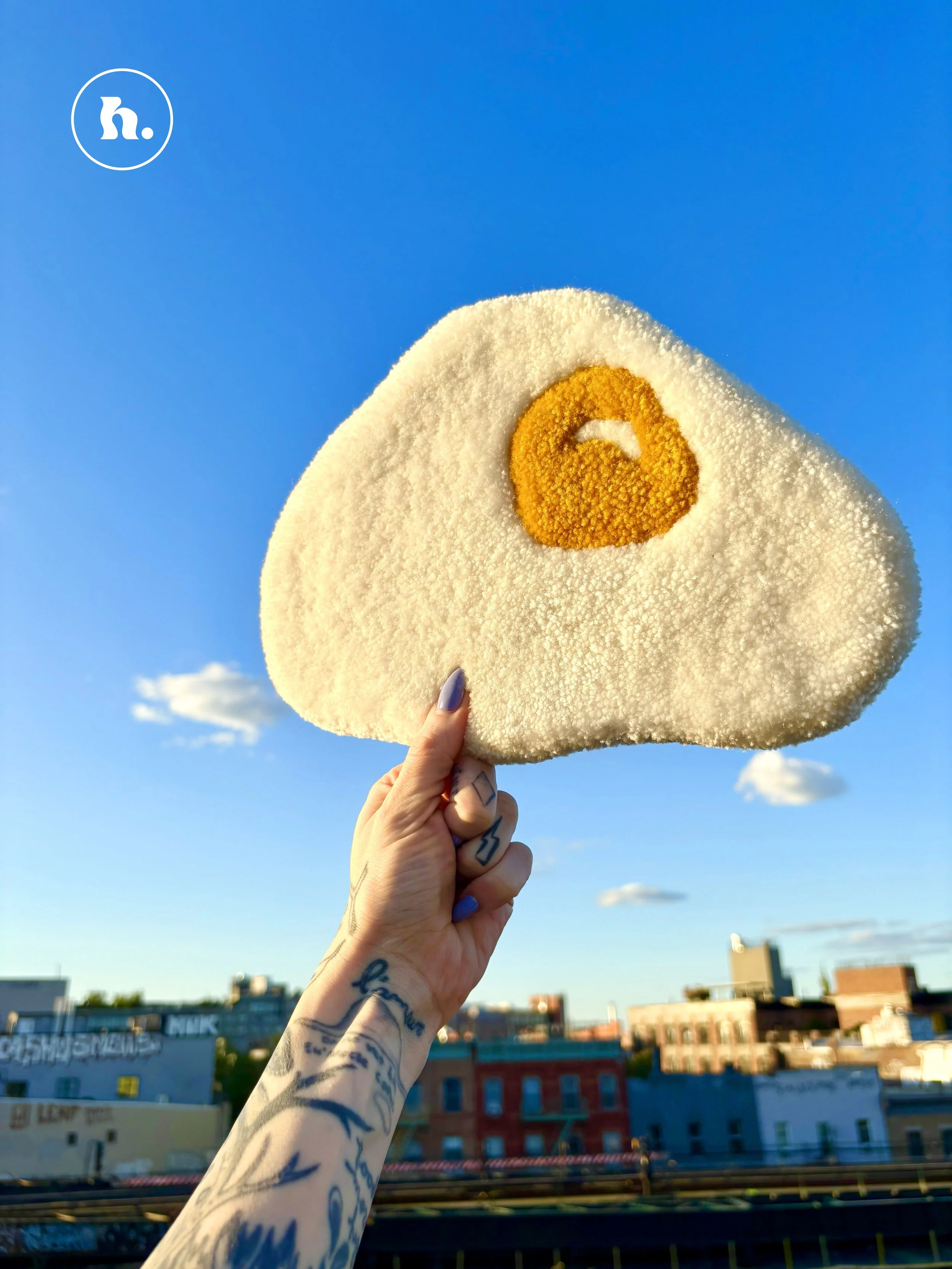 egg-hanger-h-tag.jpg