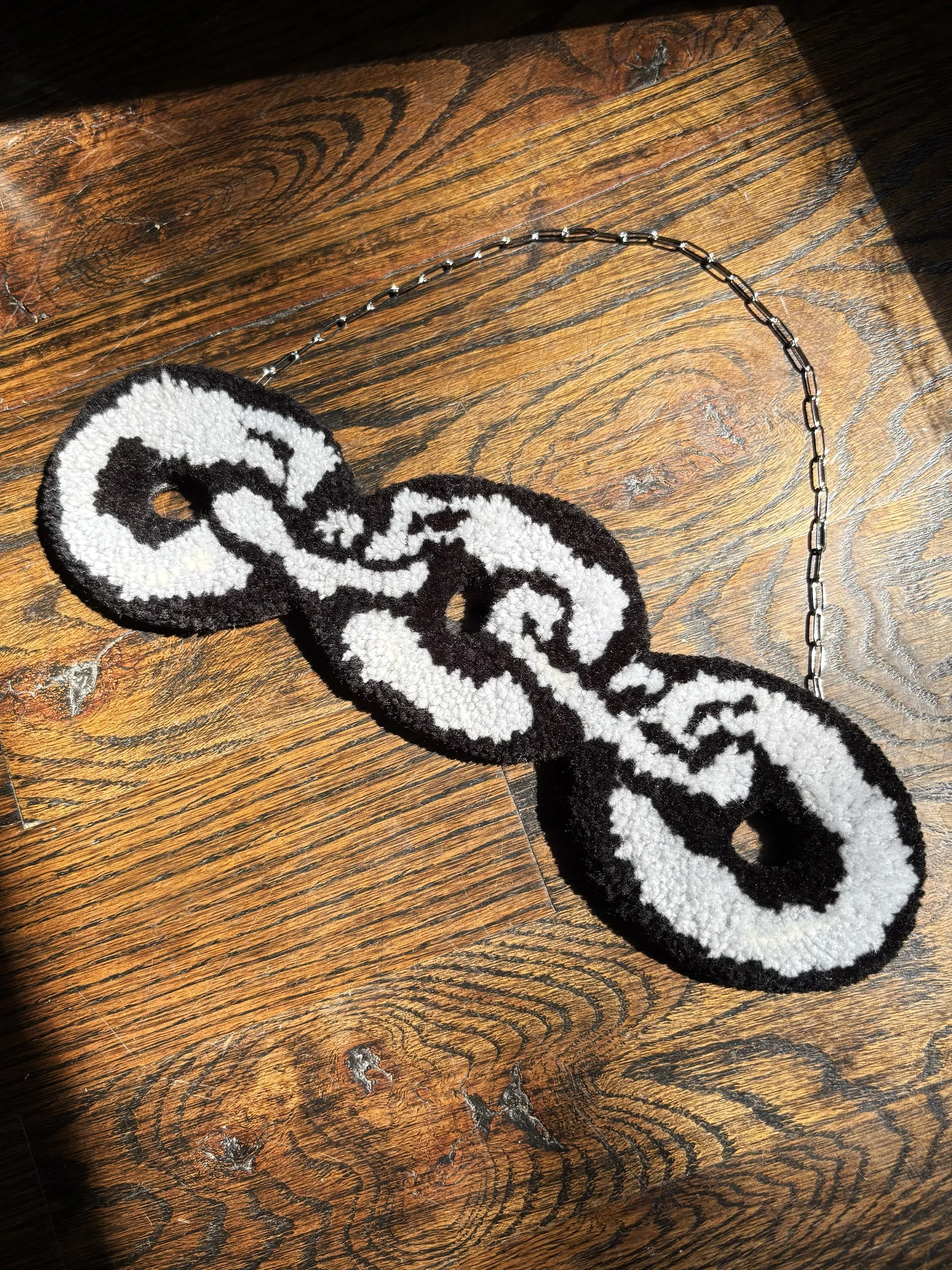 chains  1