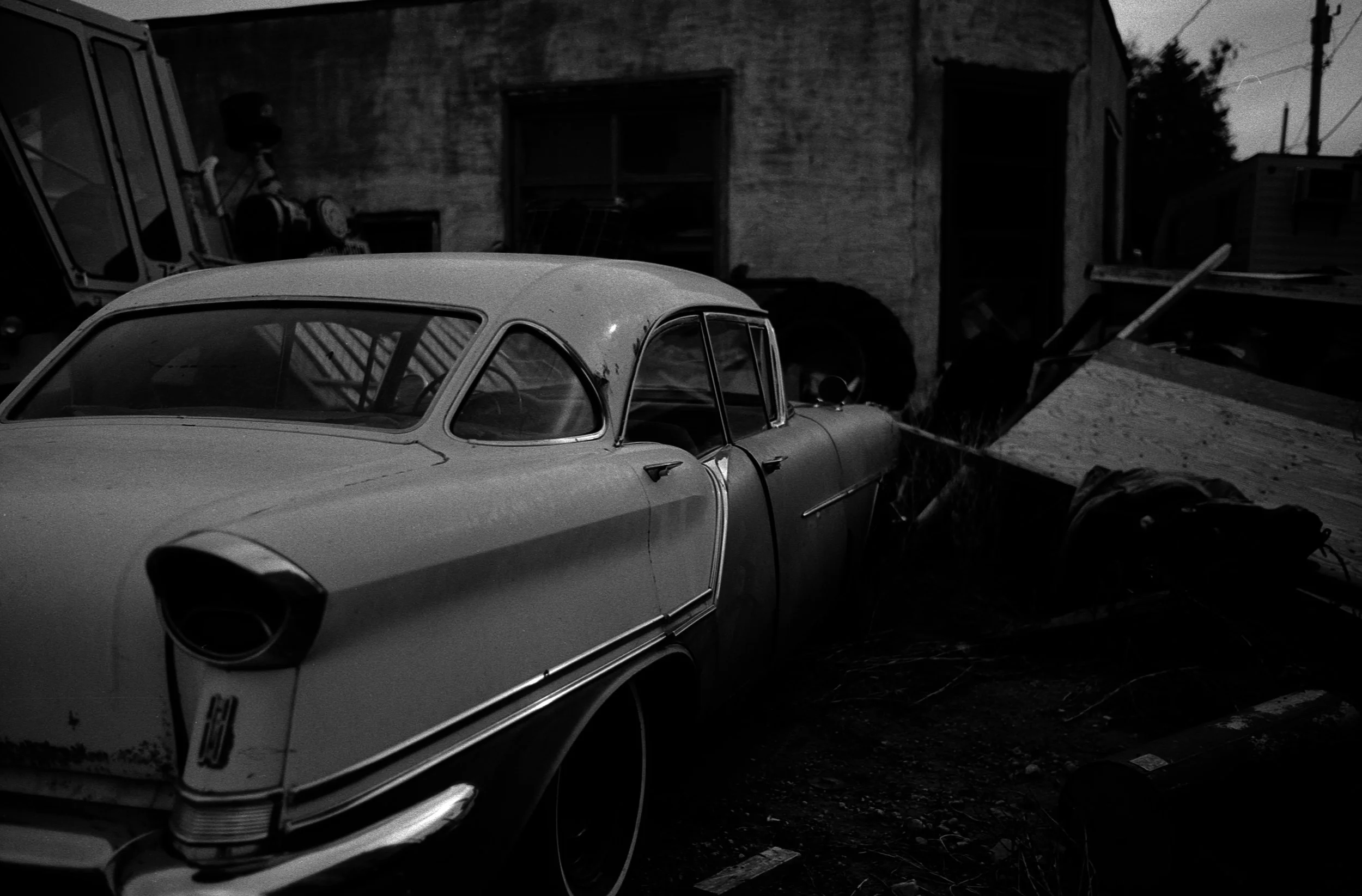 wreck yard 2-2-Edit.jpg