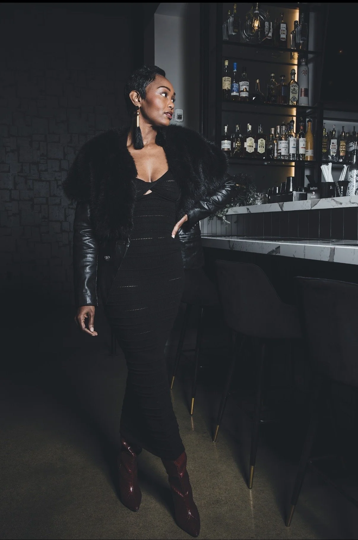 Singles, Mingle and Erotic Poetry