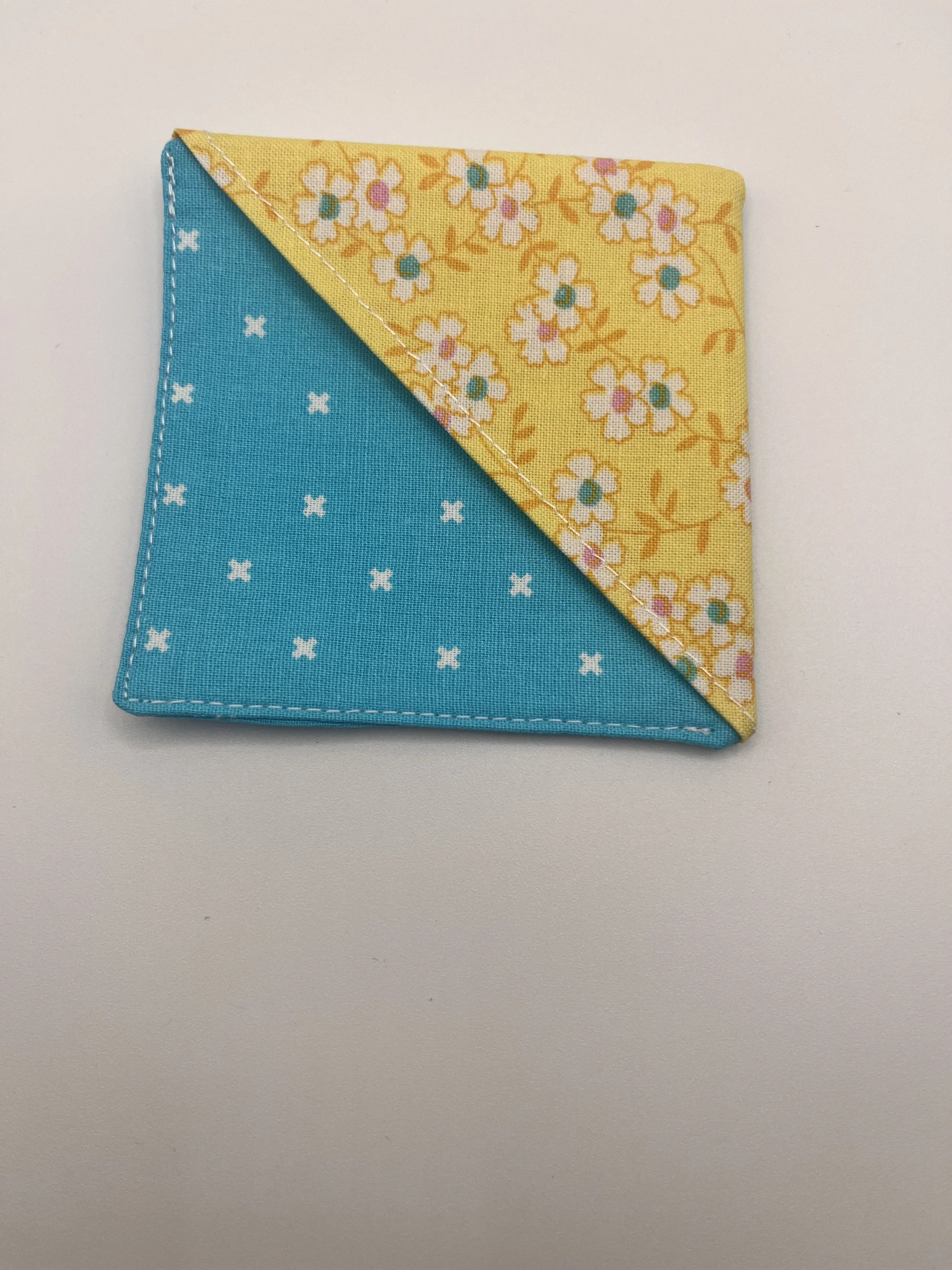 Corner Bookmark - White Flower on Yellow