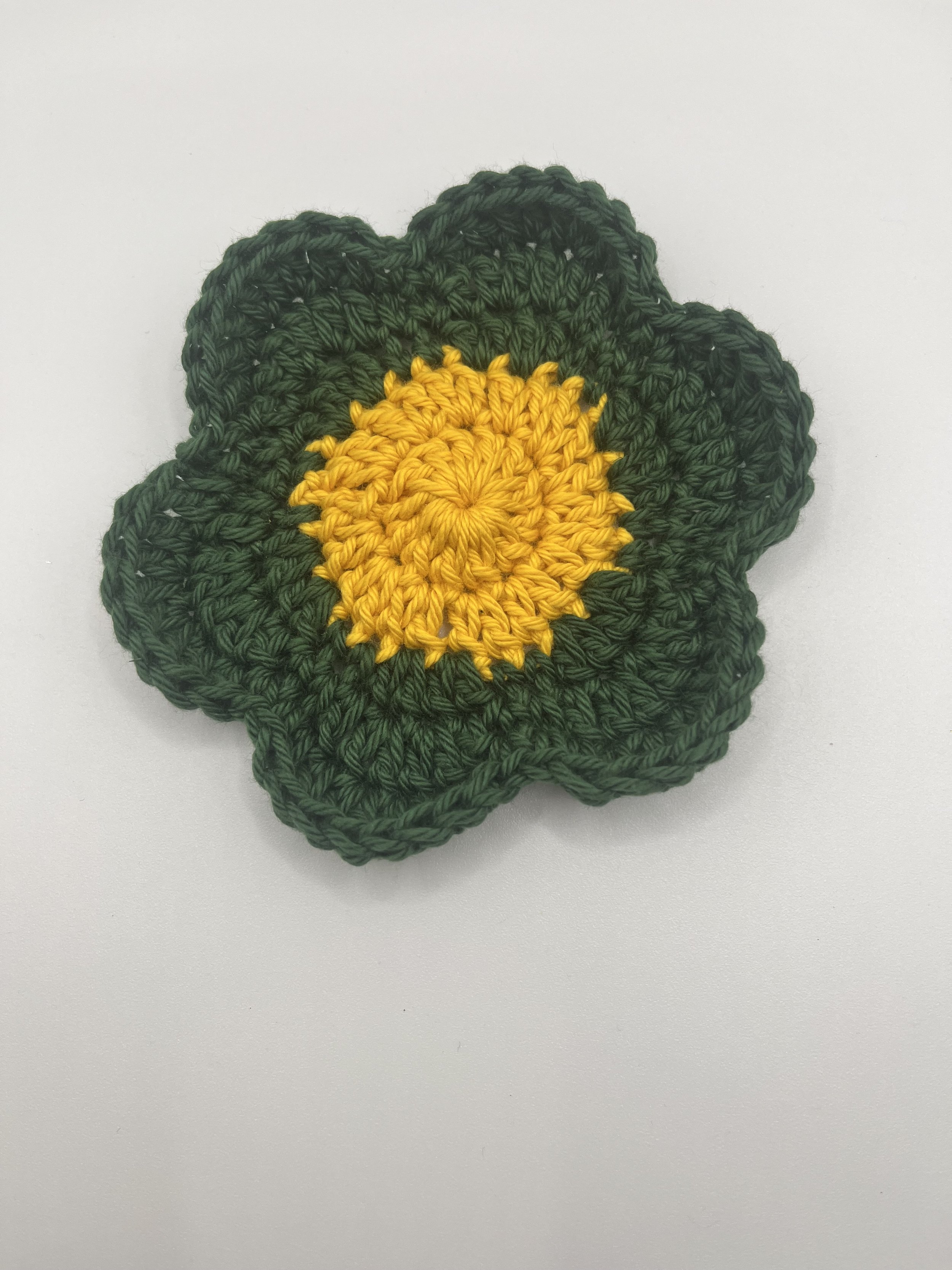 Crocheted Flower Coaster Yellow Centre & Green Petals