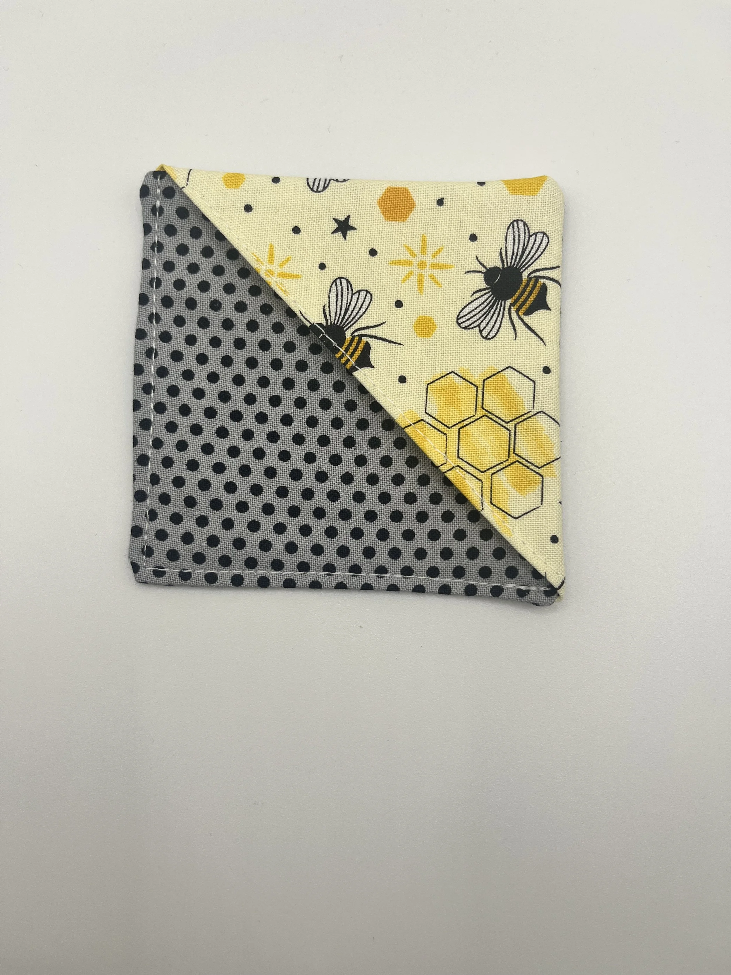 Corner Bookmark - Honeycombe