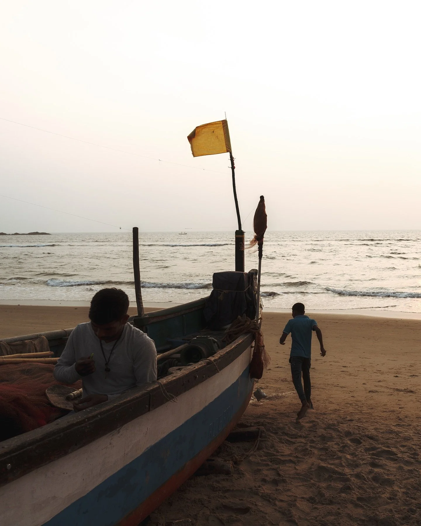 fisherman of Gorkana finished their working day - india - 11/22