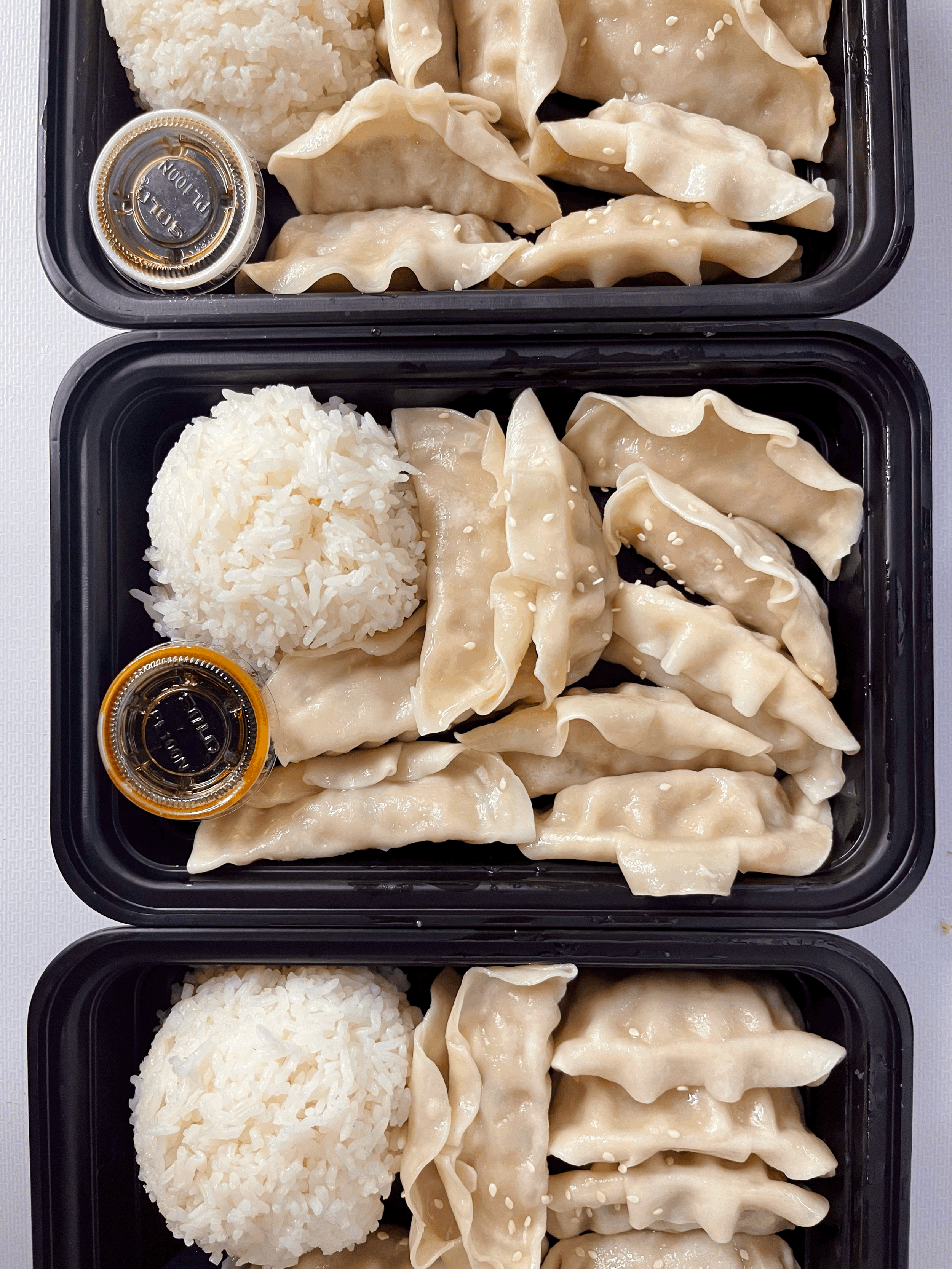 Steamed Veggie Chicken Dumplings (9 PCS)